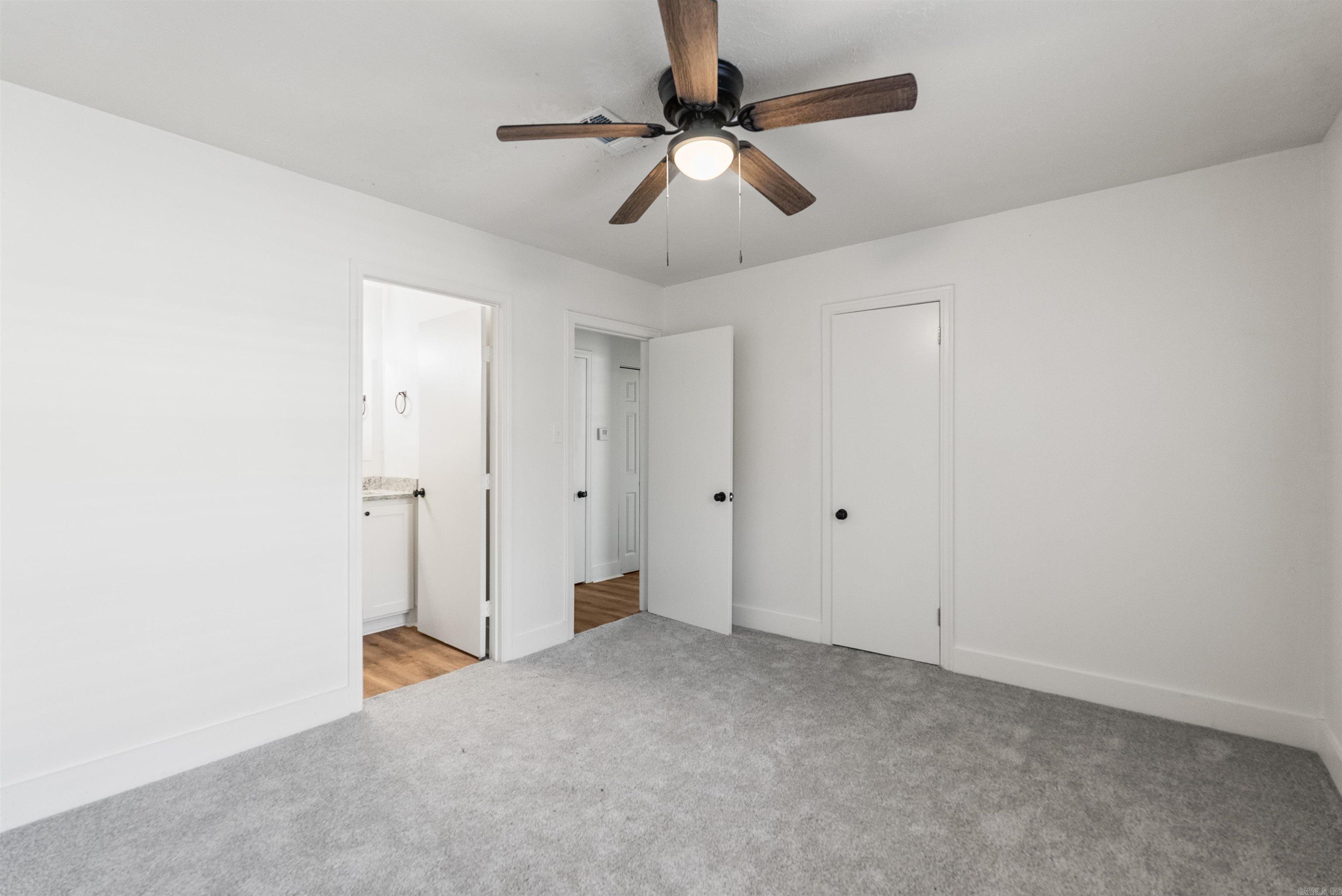 HILLSIDE - Residential