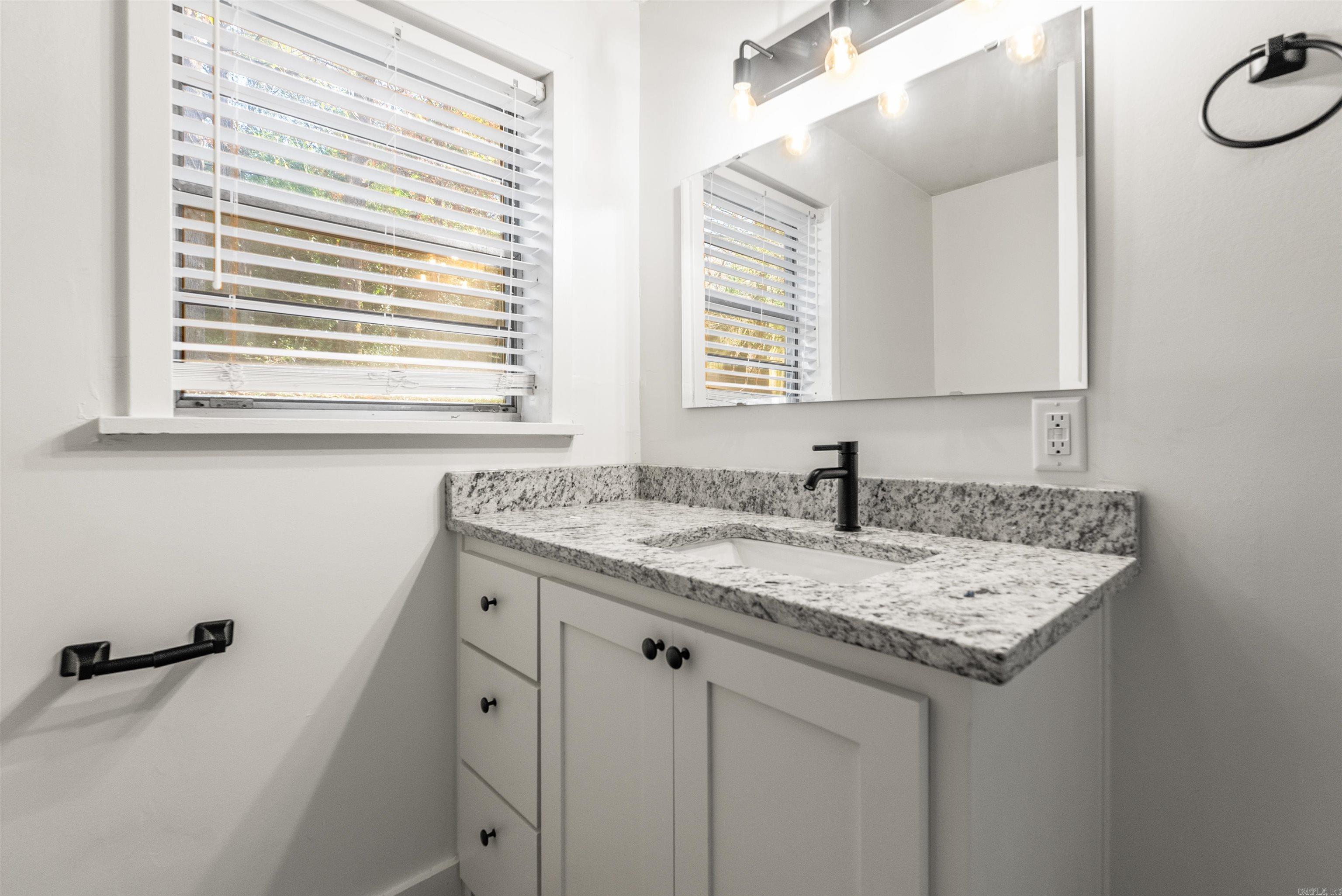 HILLSIDE - Residential