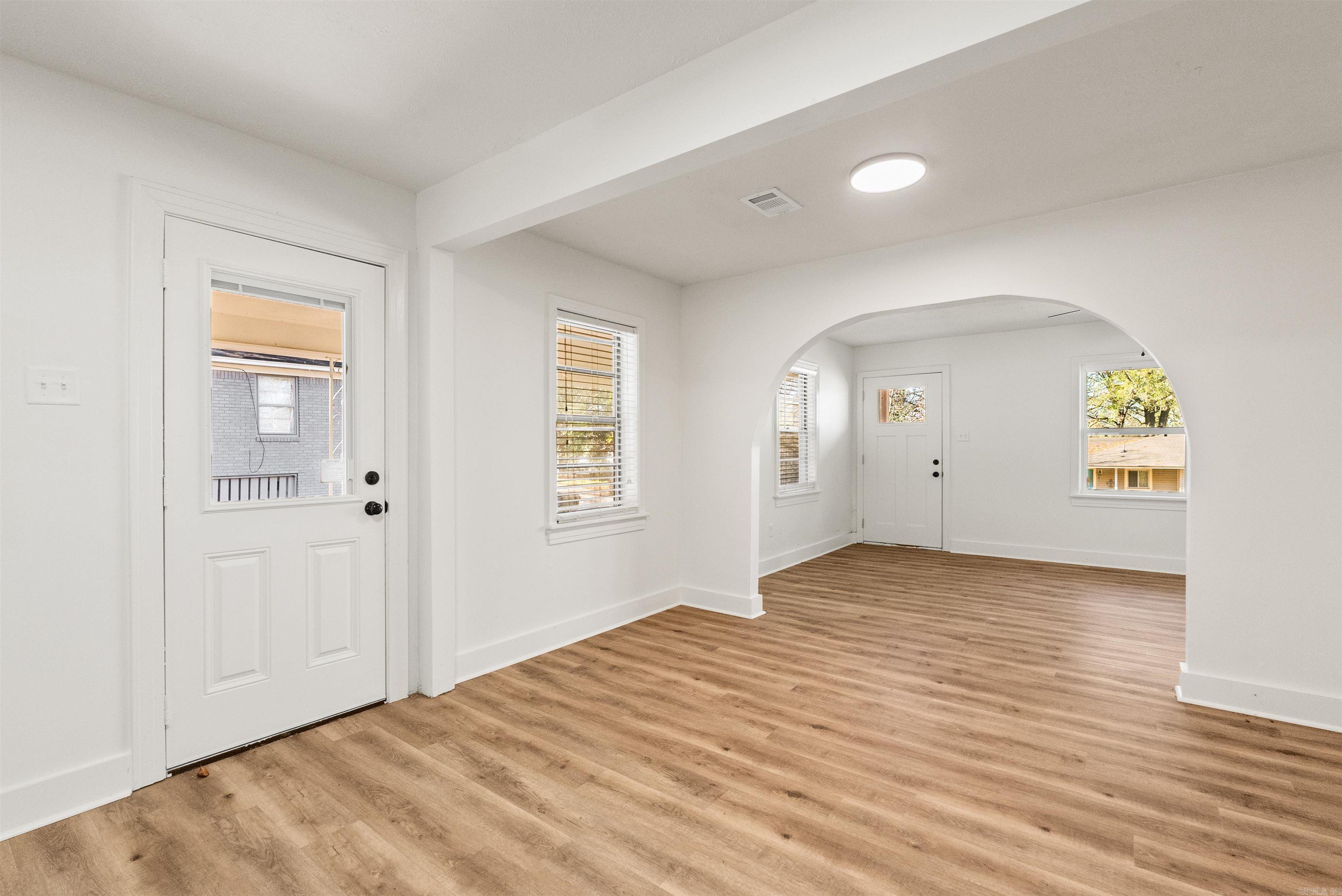 HILLSIDE - Residential