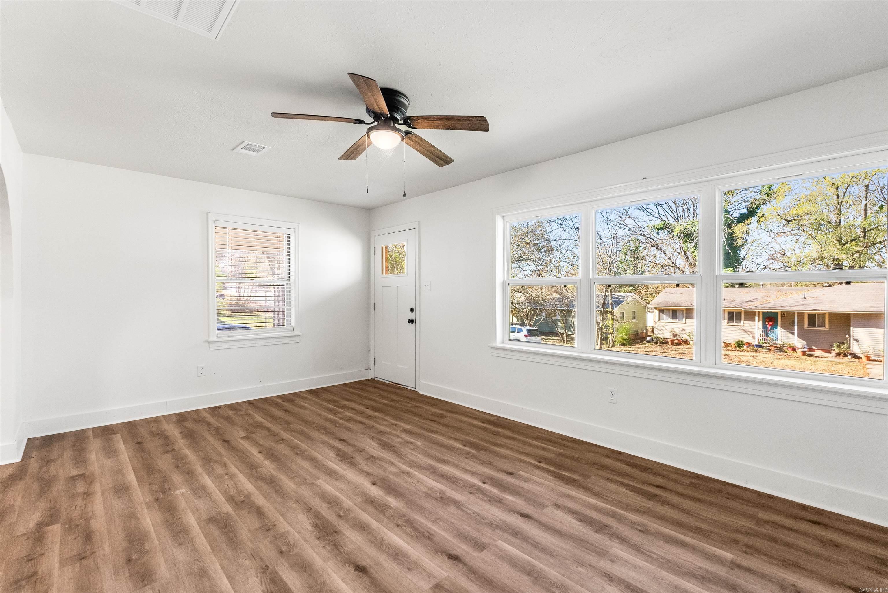 HILLSIDE - Residential