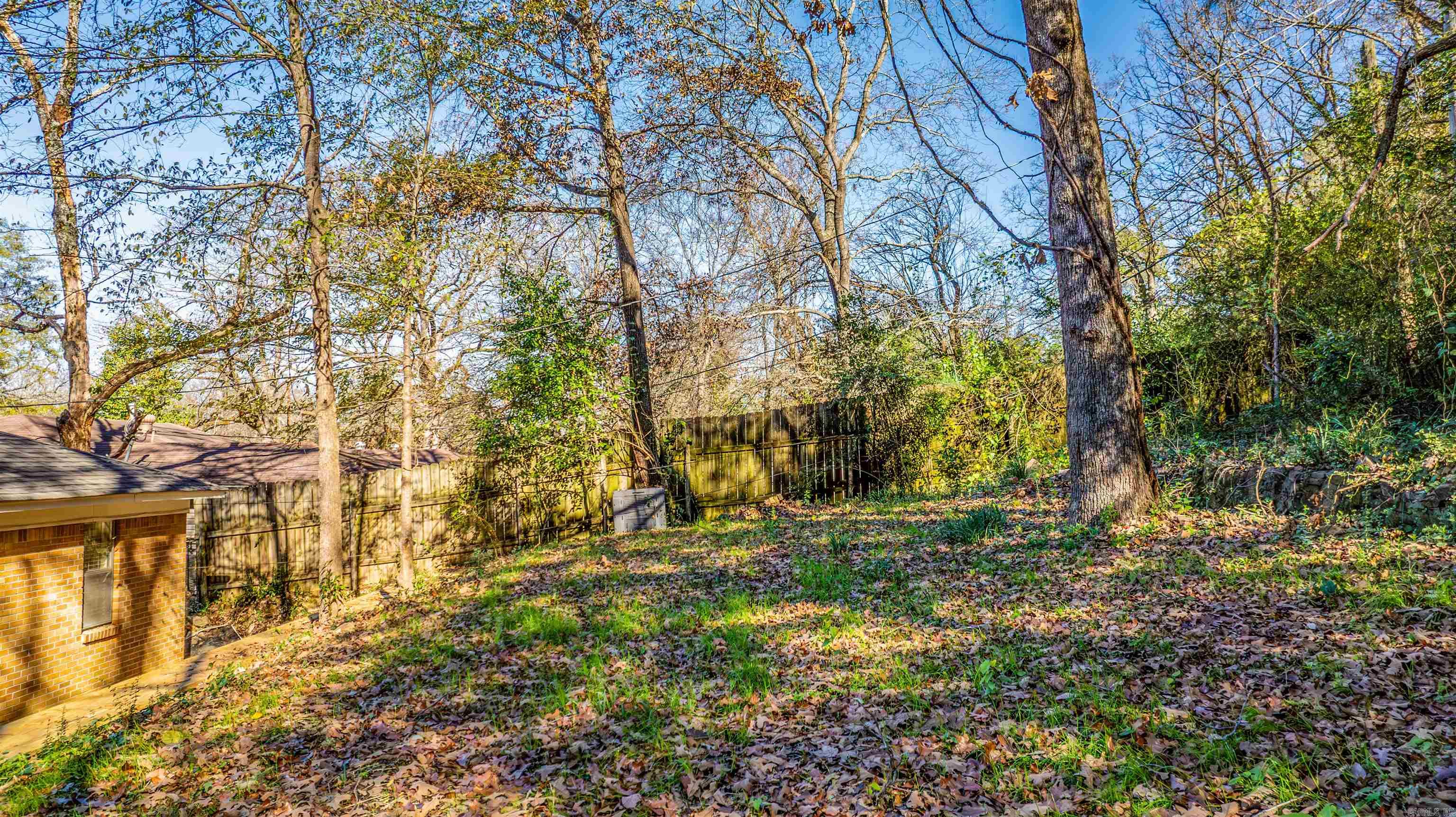 HILLSIDE - Residential