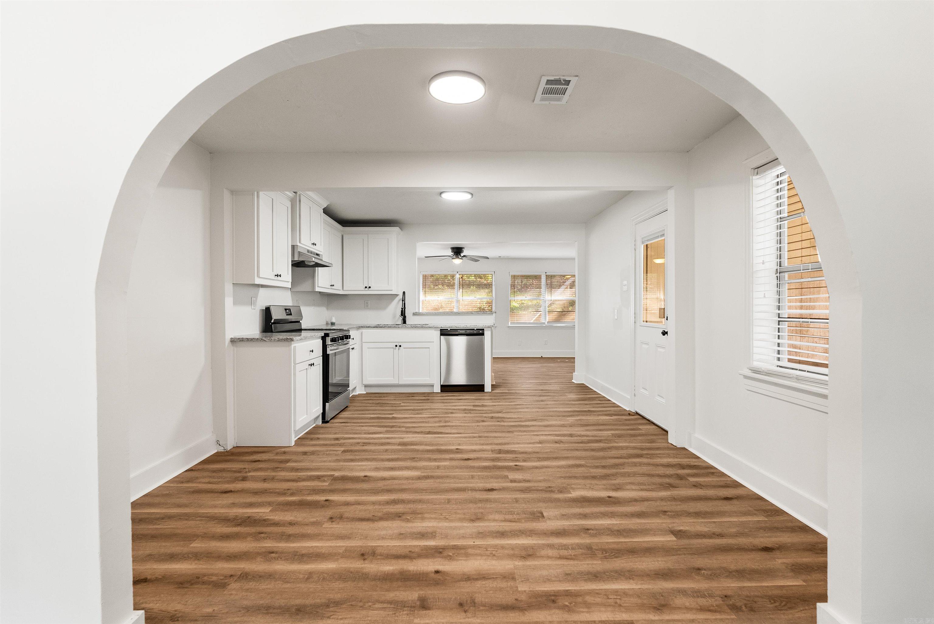 HILLSIDE - Residential