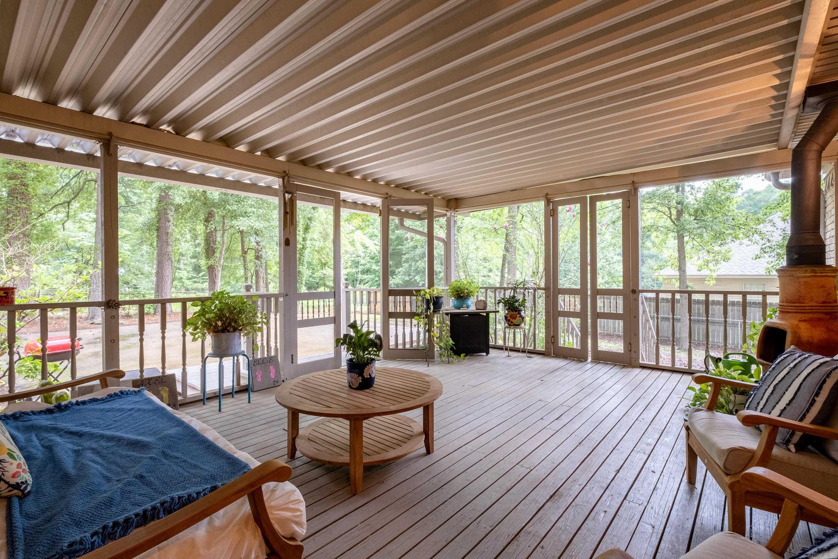 ROLLING BROOK - Residential