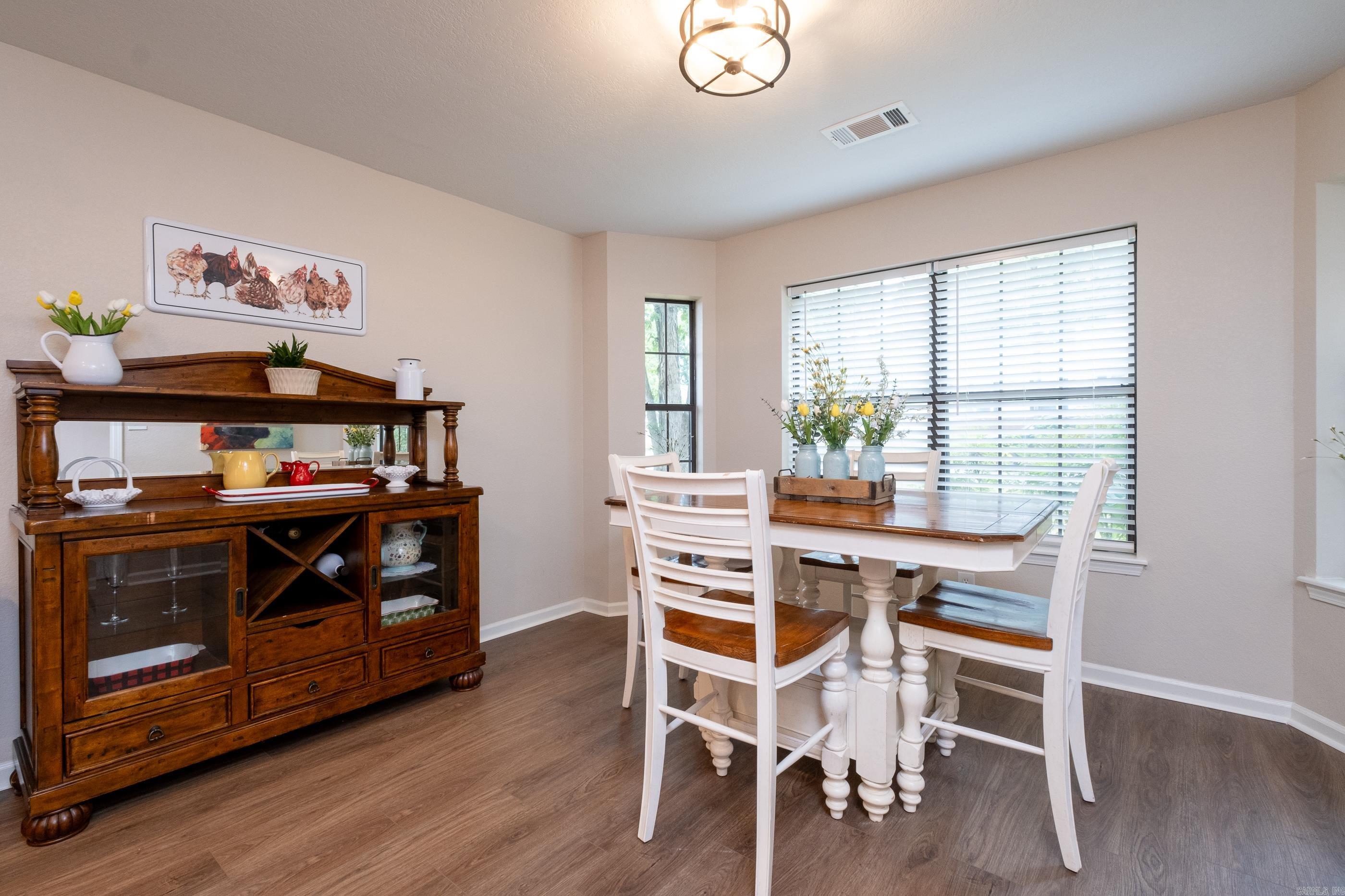 ROLLING BROOK - Residential