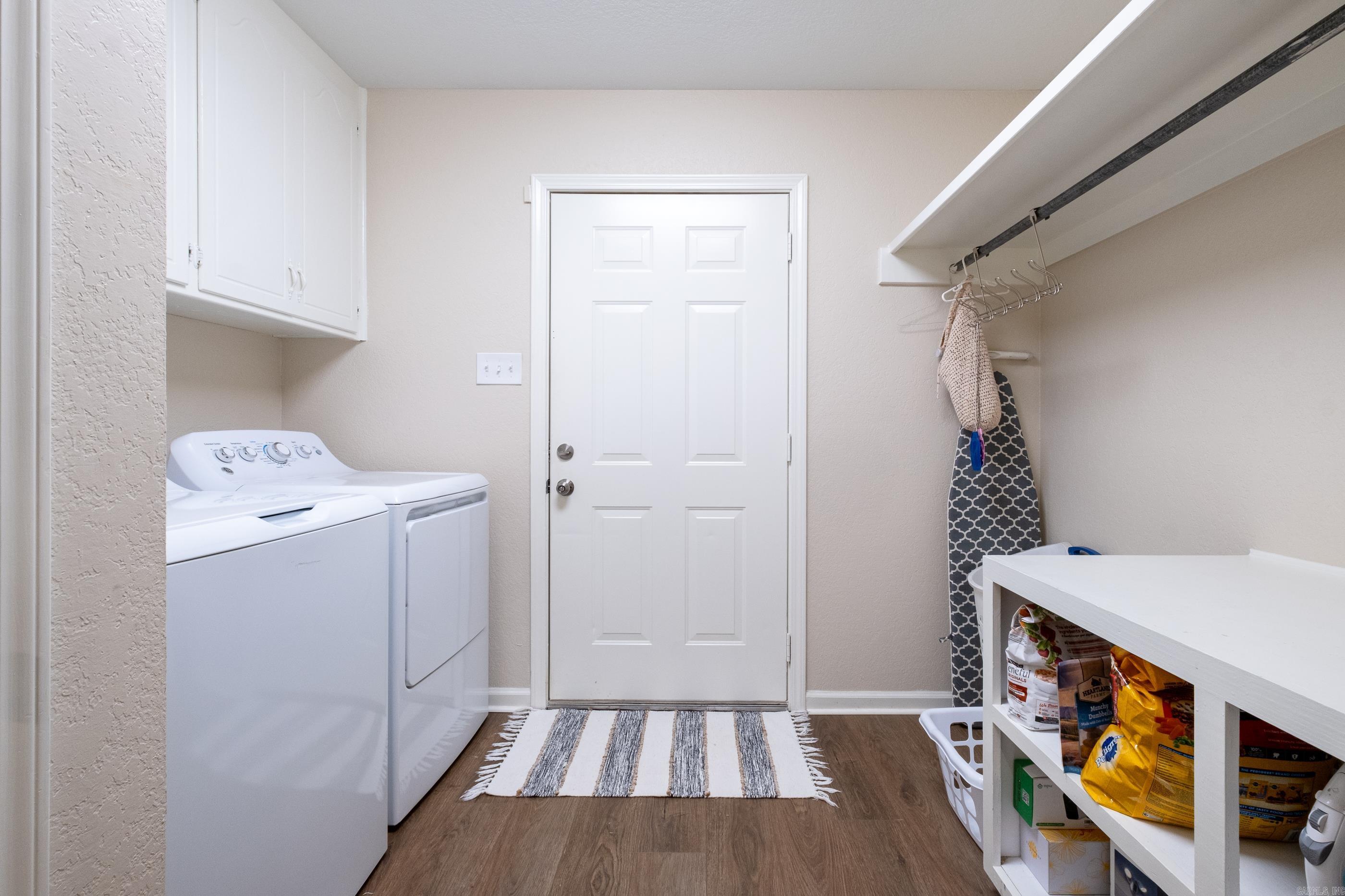 ROLLING BROOK - Residential