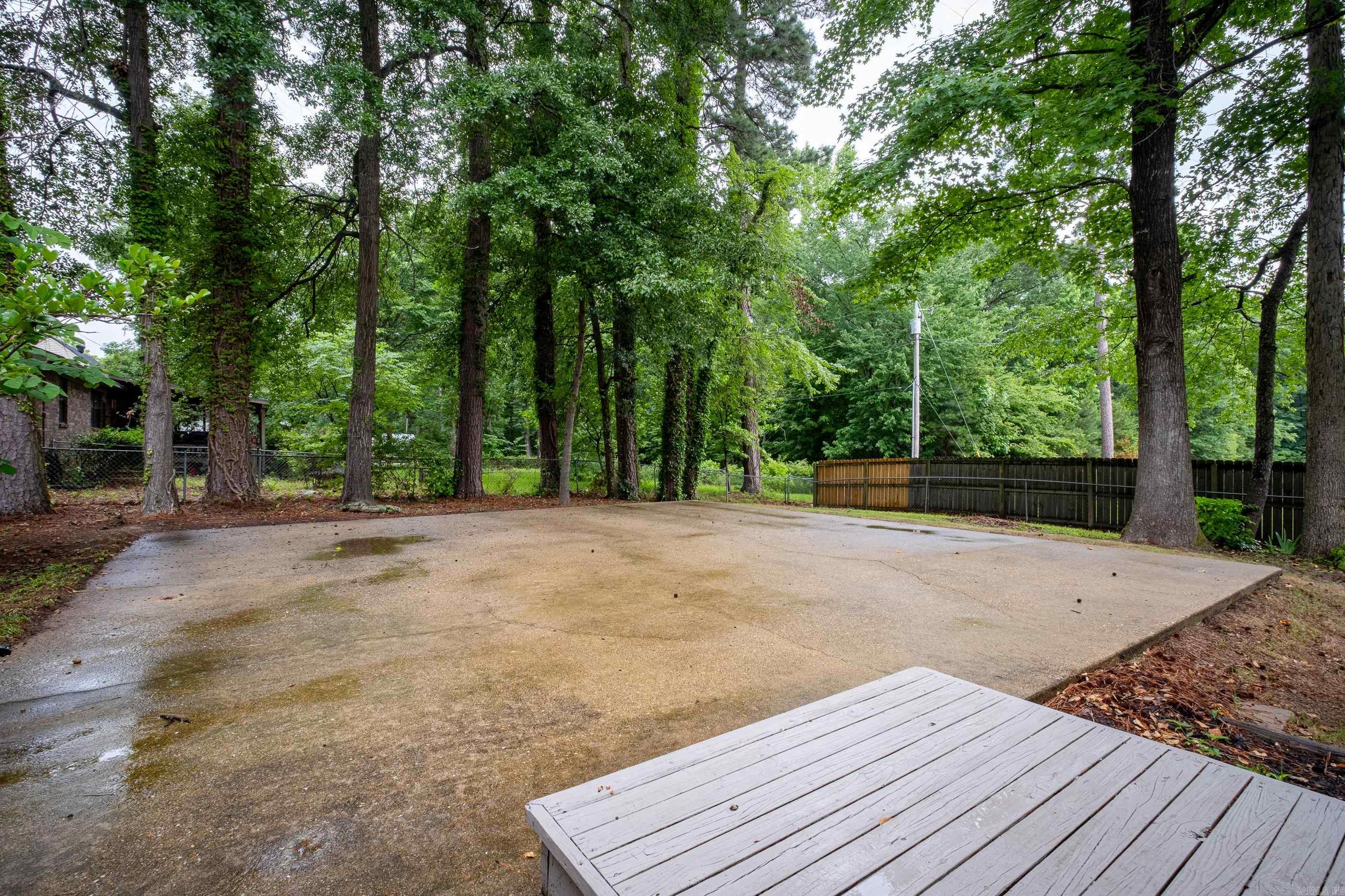 ROLLING BROOK - Residential