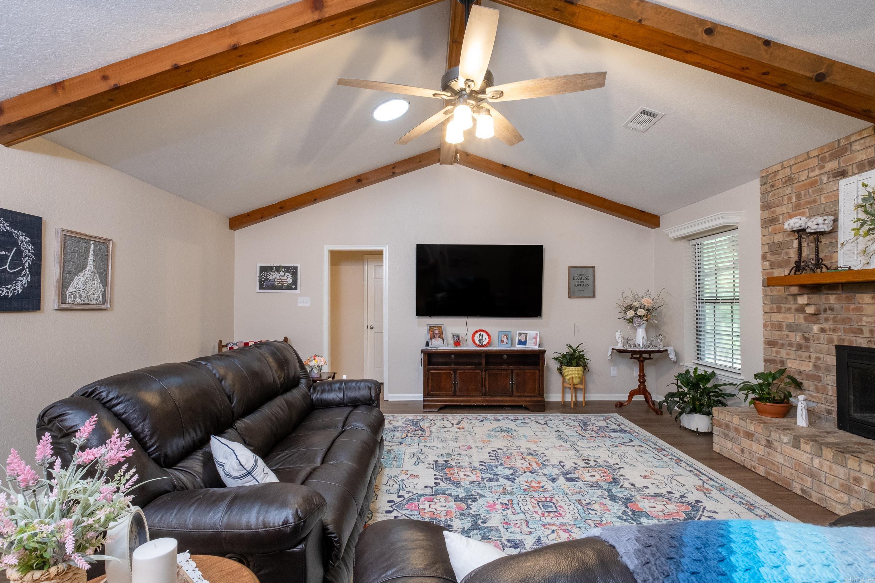 ROLLING BROOK - Residential