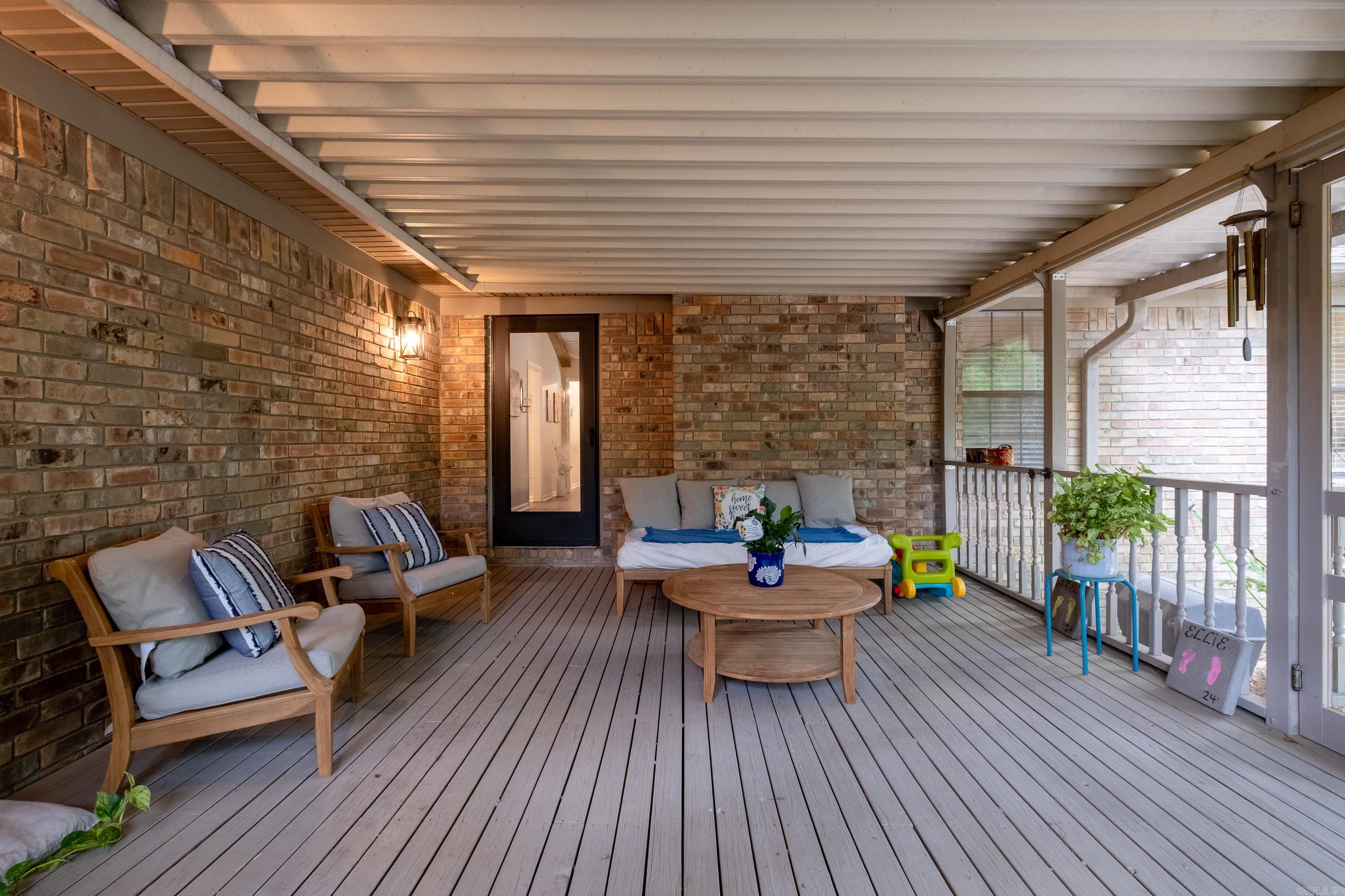 ROLLING BROOK - Residential