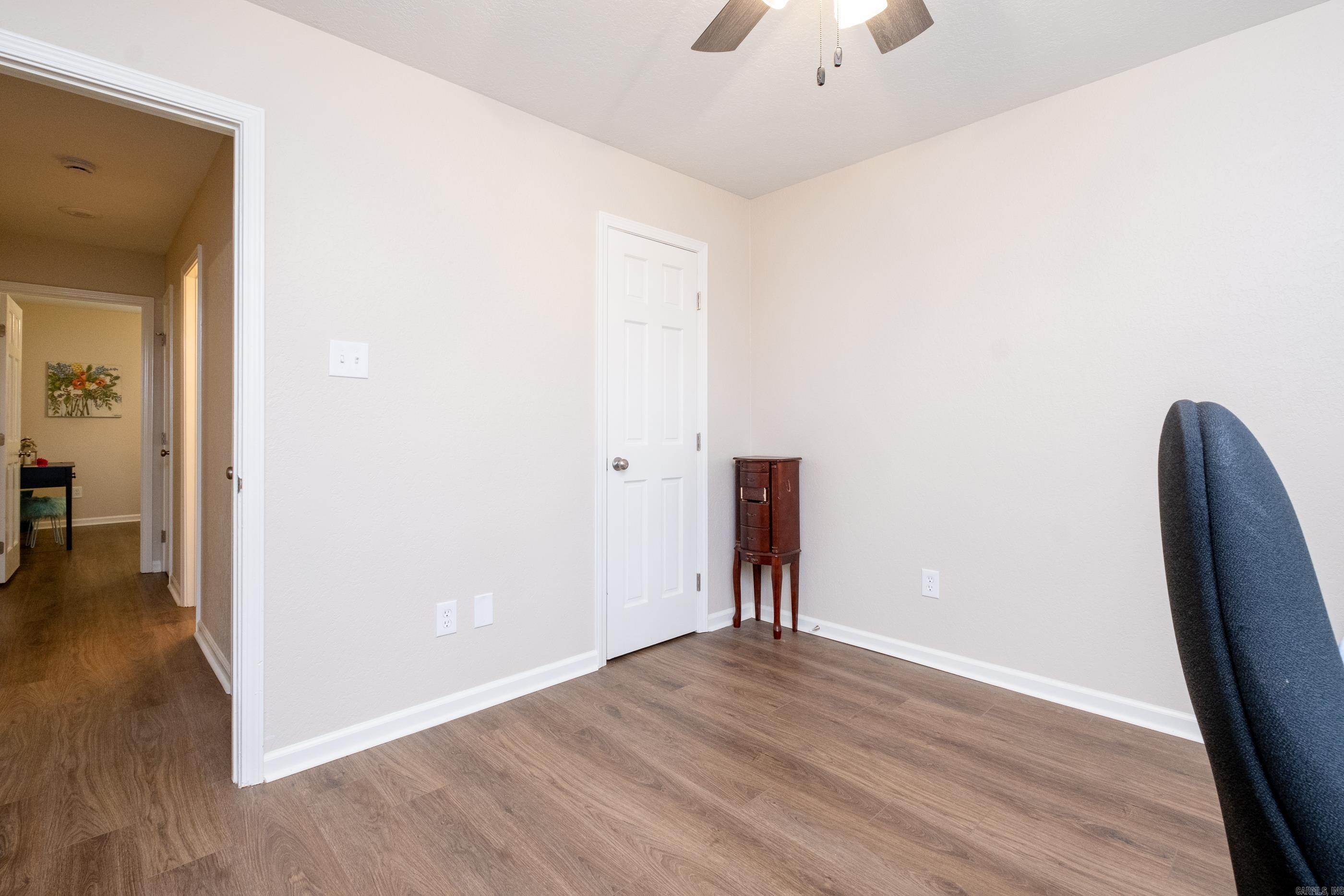 ROLLING BROOK - Residential