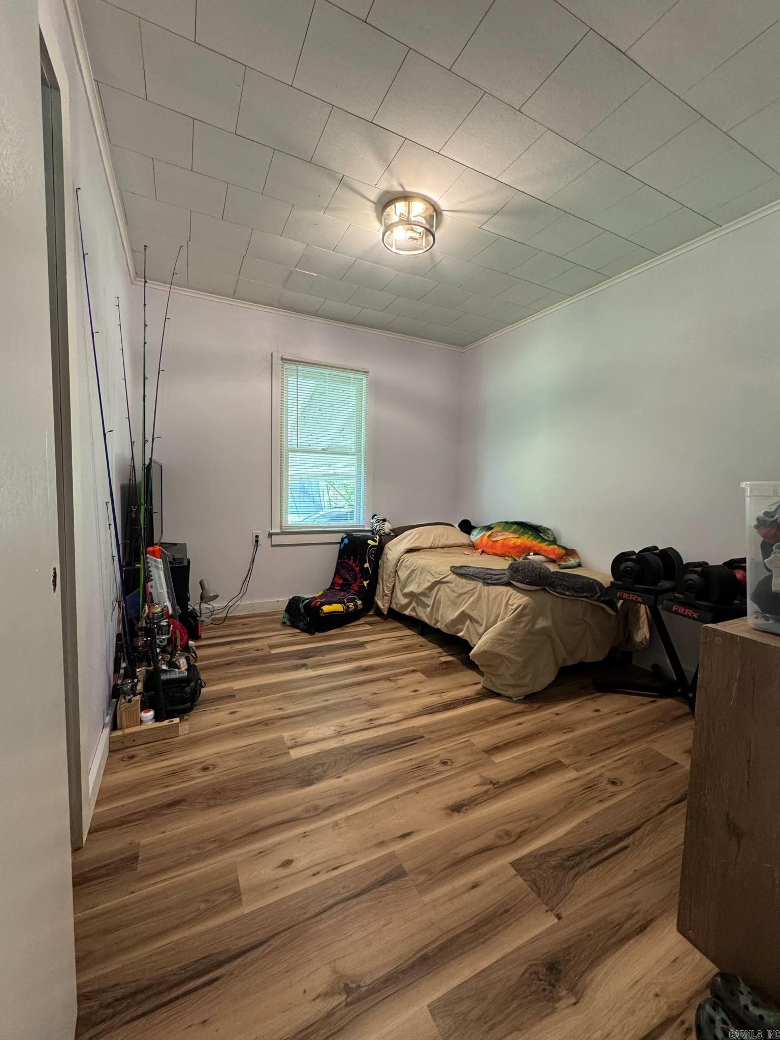 Mena Original - Residential