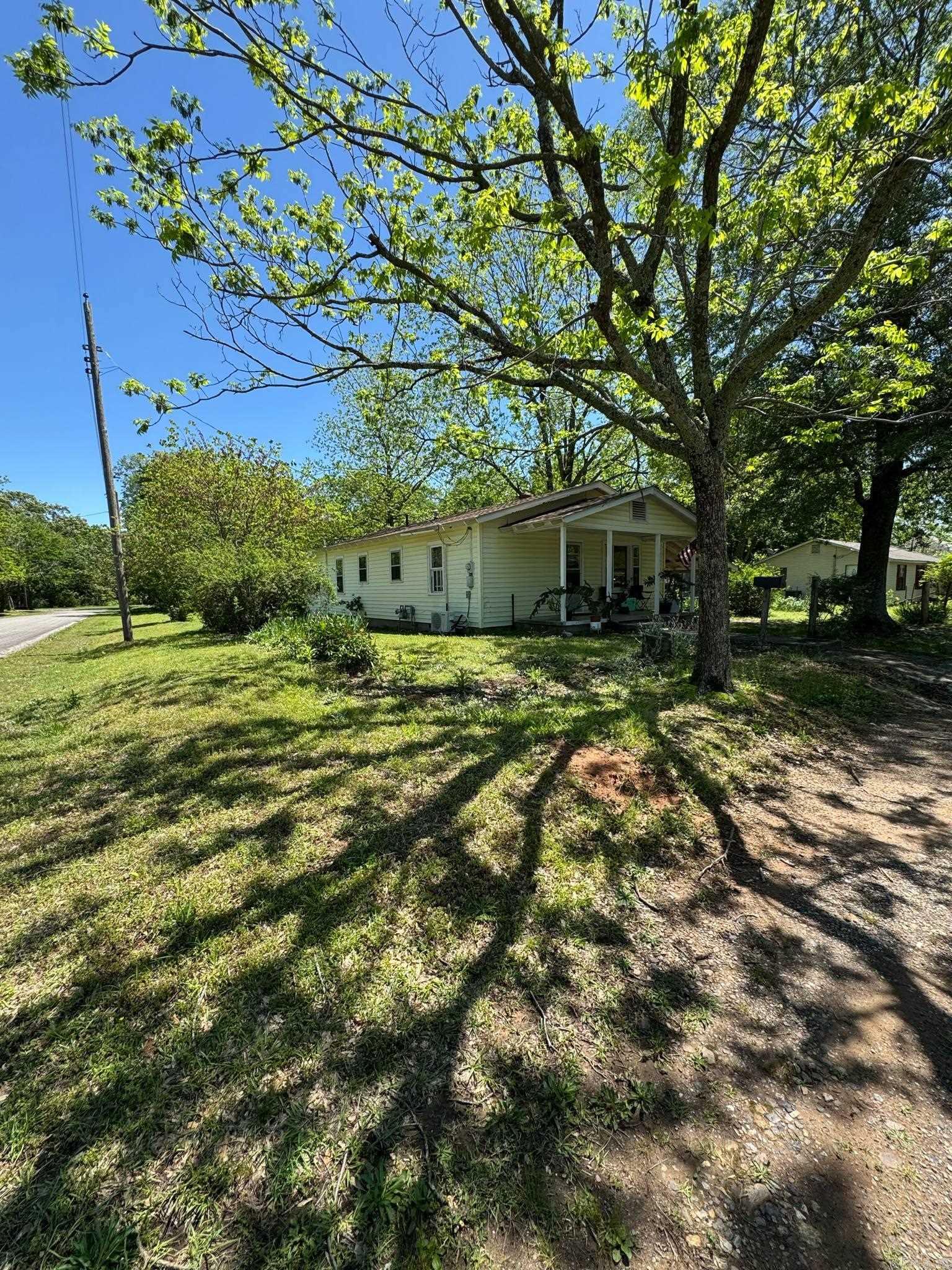 Mena Original - Residential