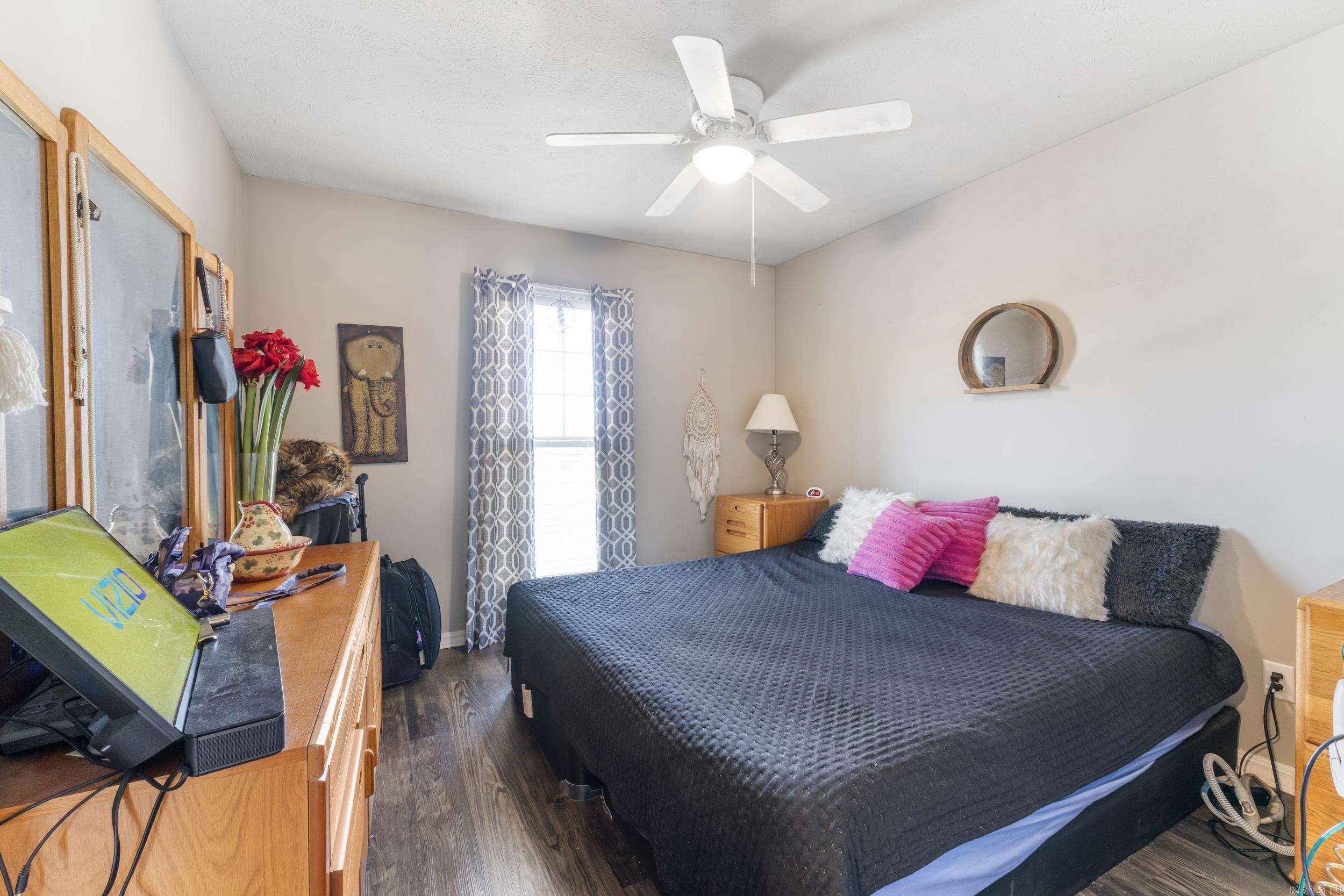 GLENBRIAR COMMONS - Residential