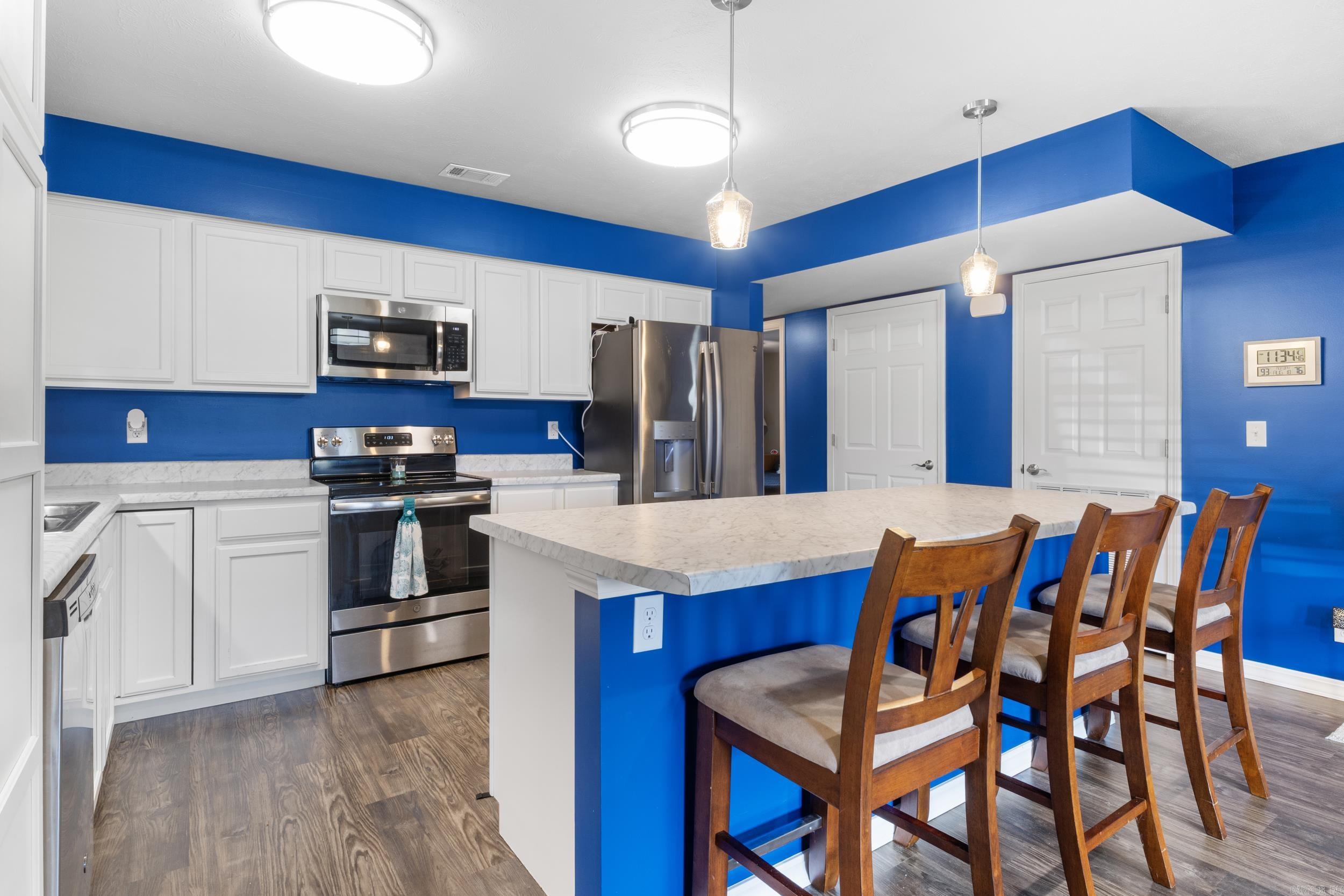 GLENBRIAR COMMONS - Residential