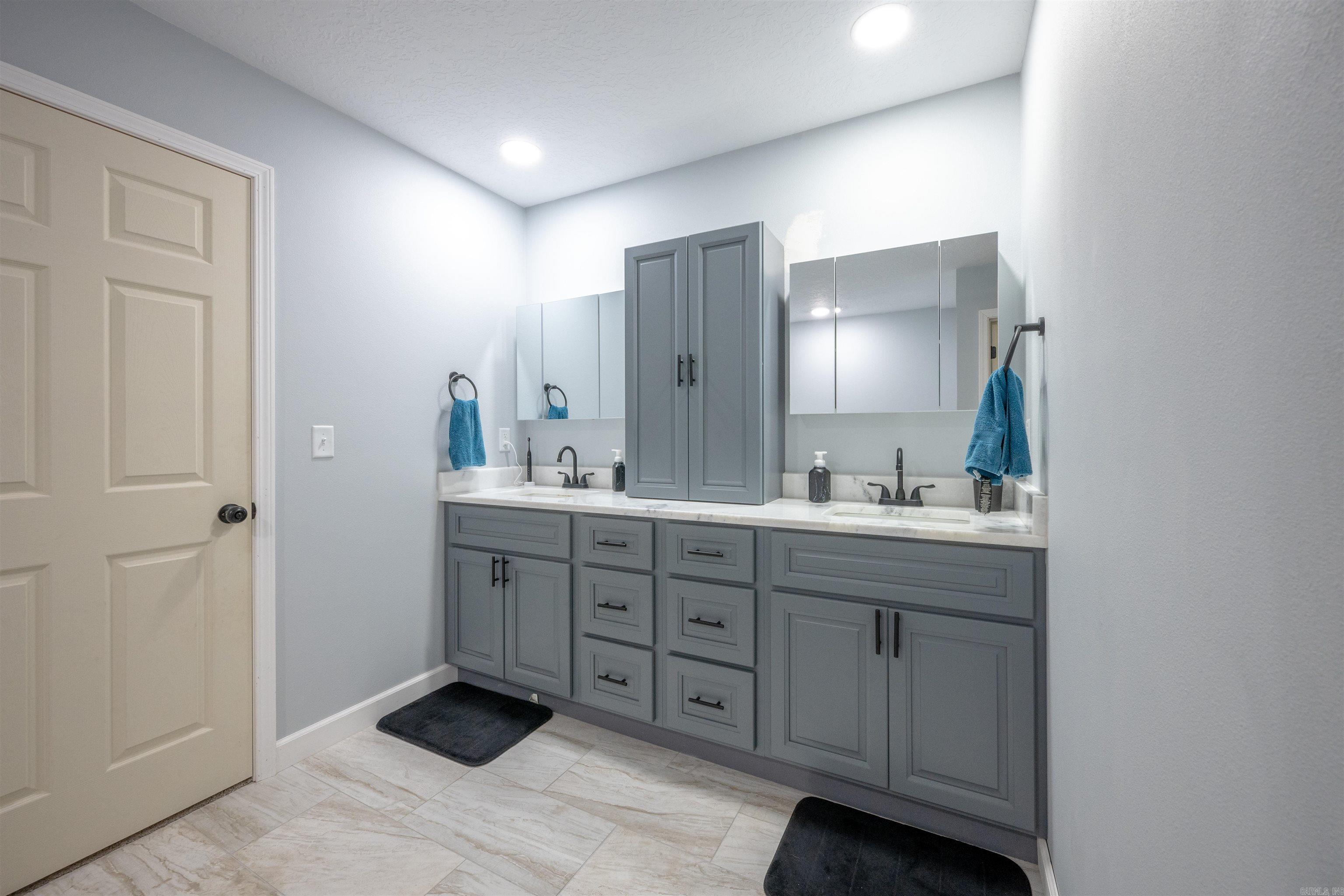 CLEARVIEW FIFTH SUB - Residential