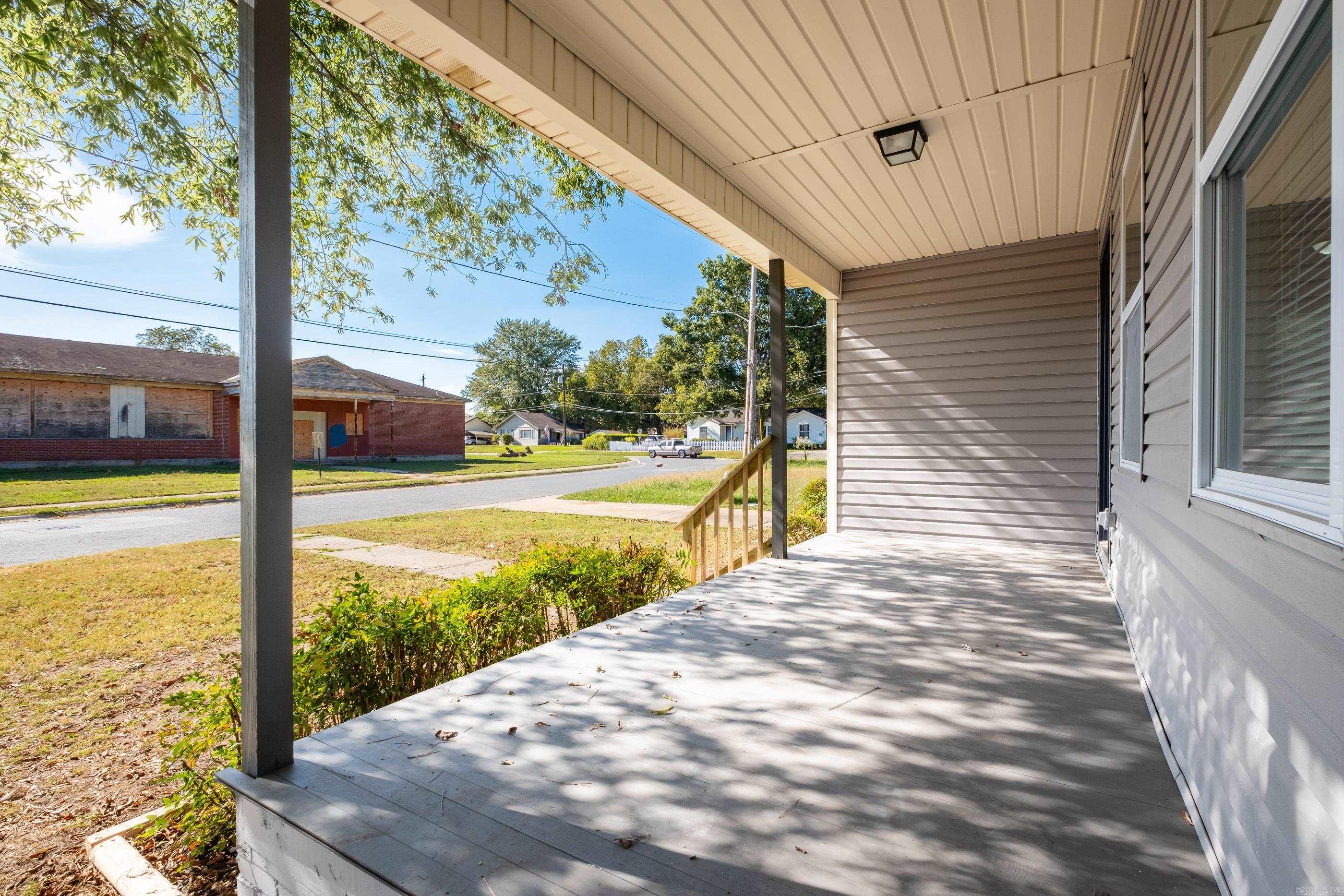 ATKINS JOHN L SCHOOL - Residential