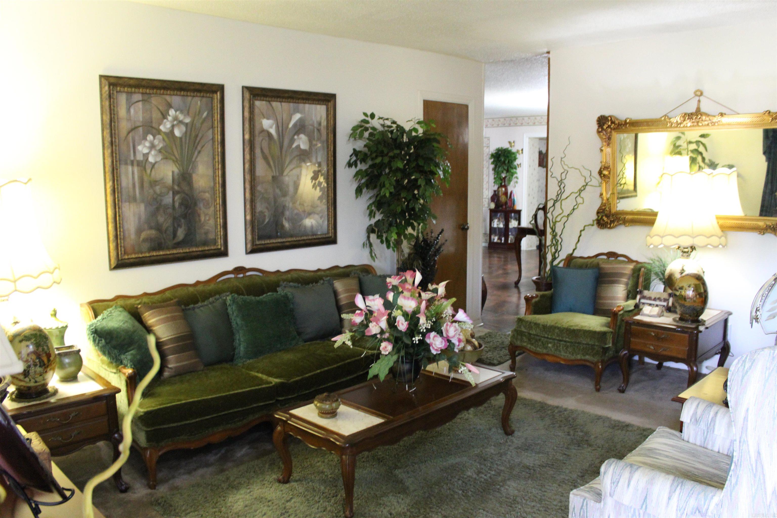 BELMONT - Residential