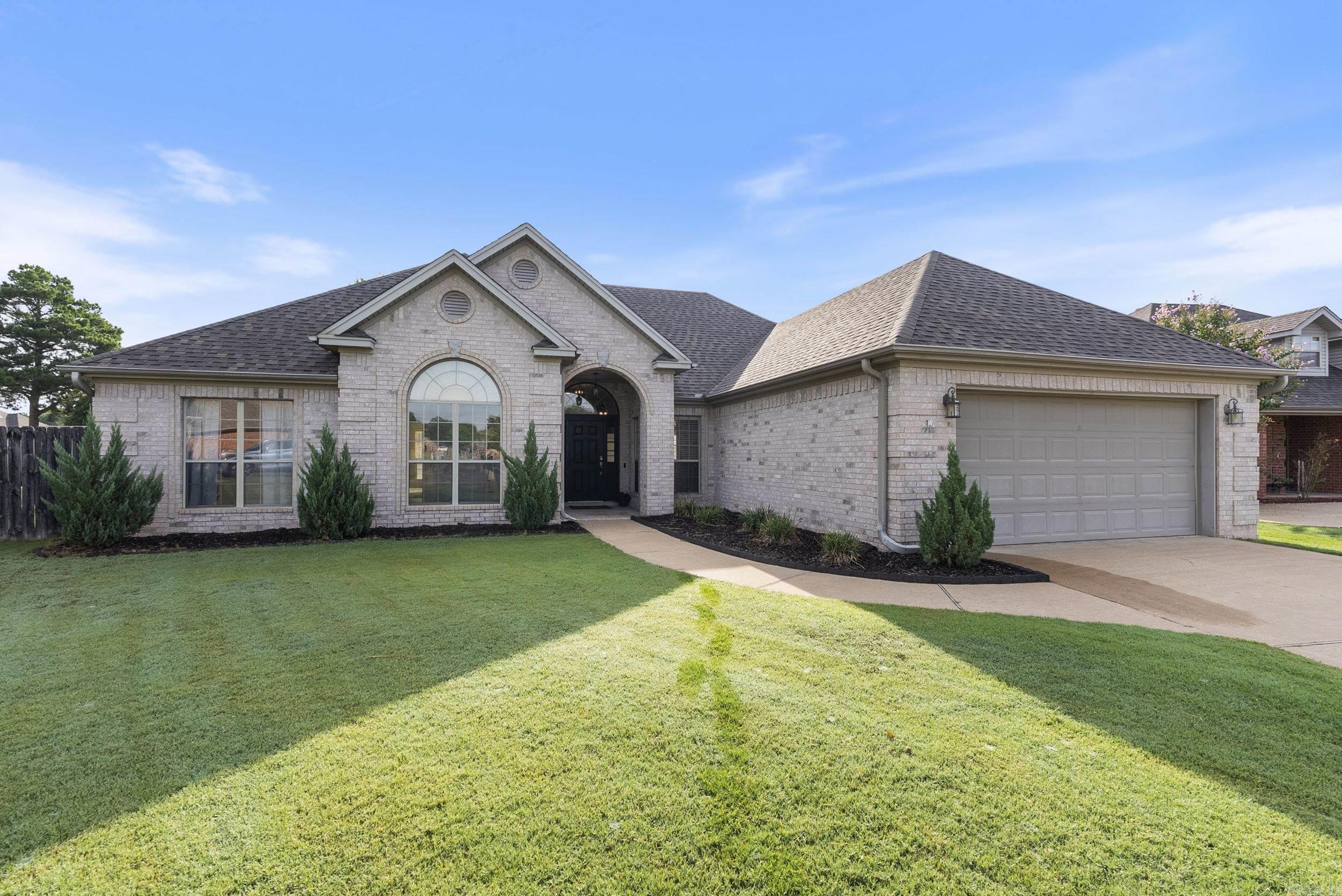 COUNTRY CLUB OF ARK THE - Residential
