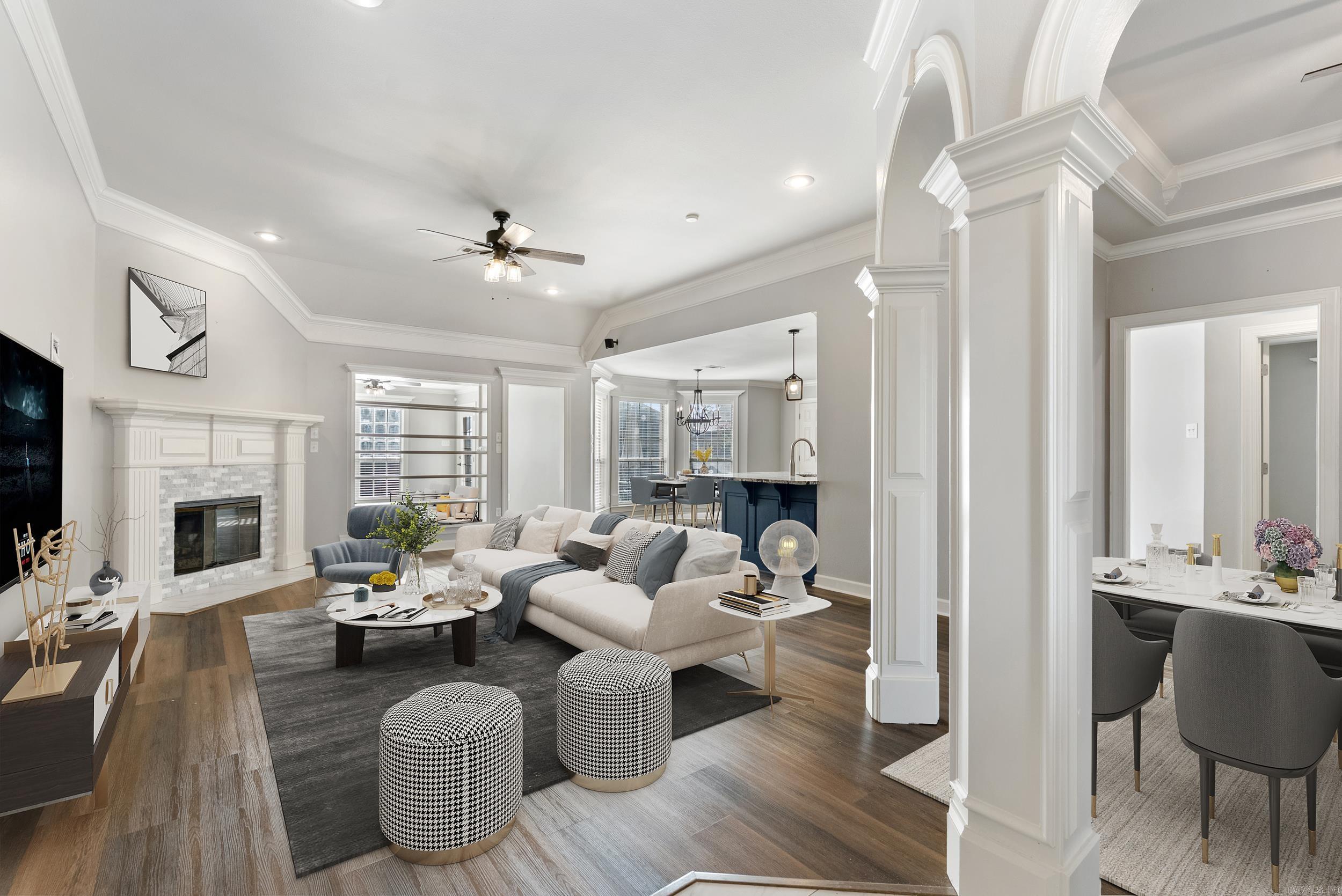COUNTRY CLUB OF ARK THE - Residential