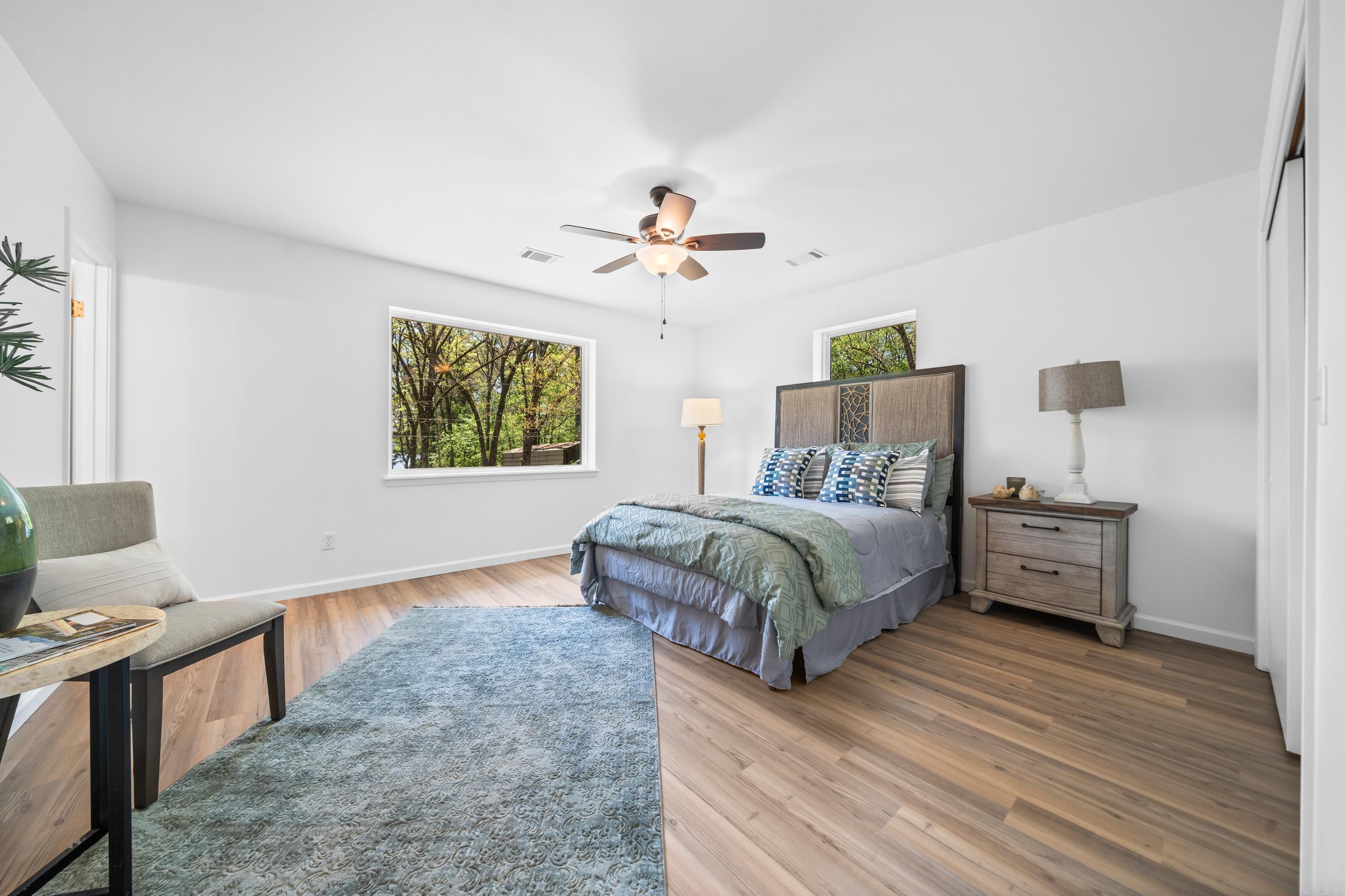 CLEVELAND SHORES - Residential