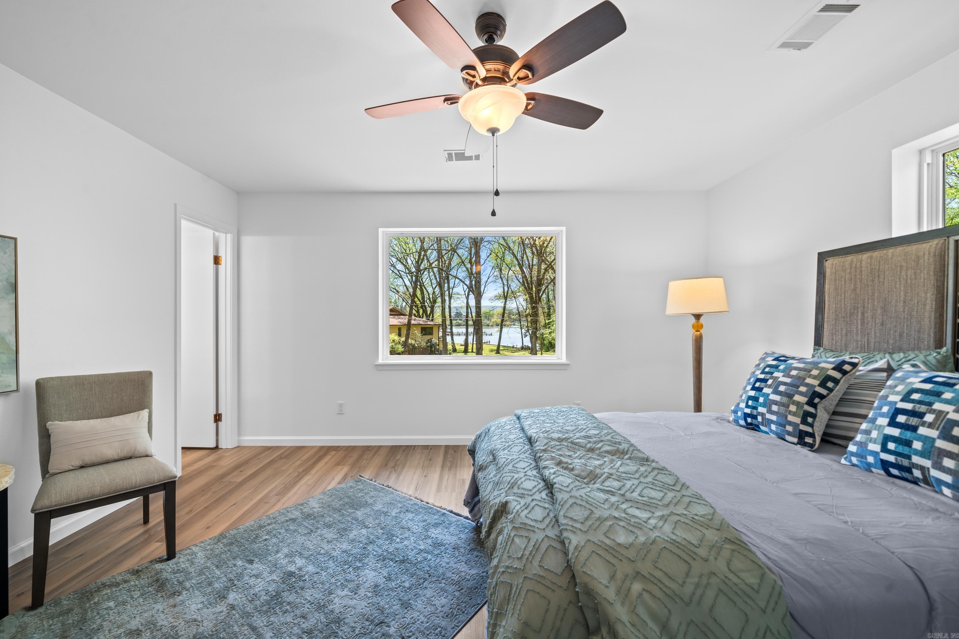CLEVELAND SHORES - Residential