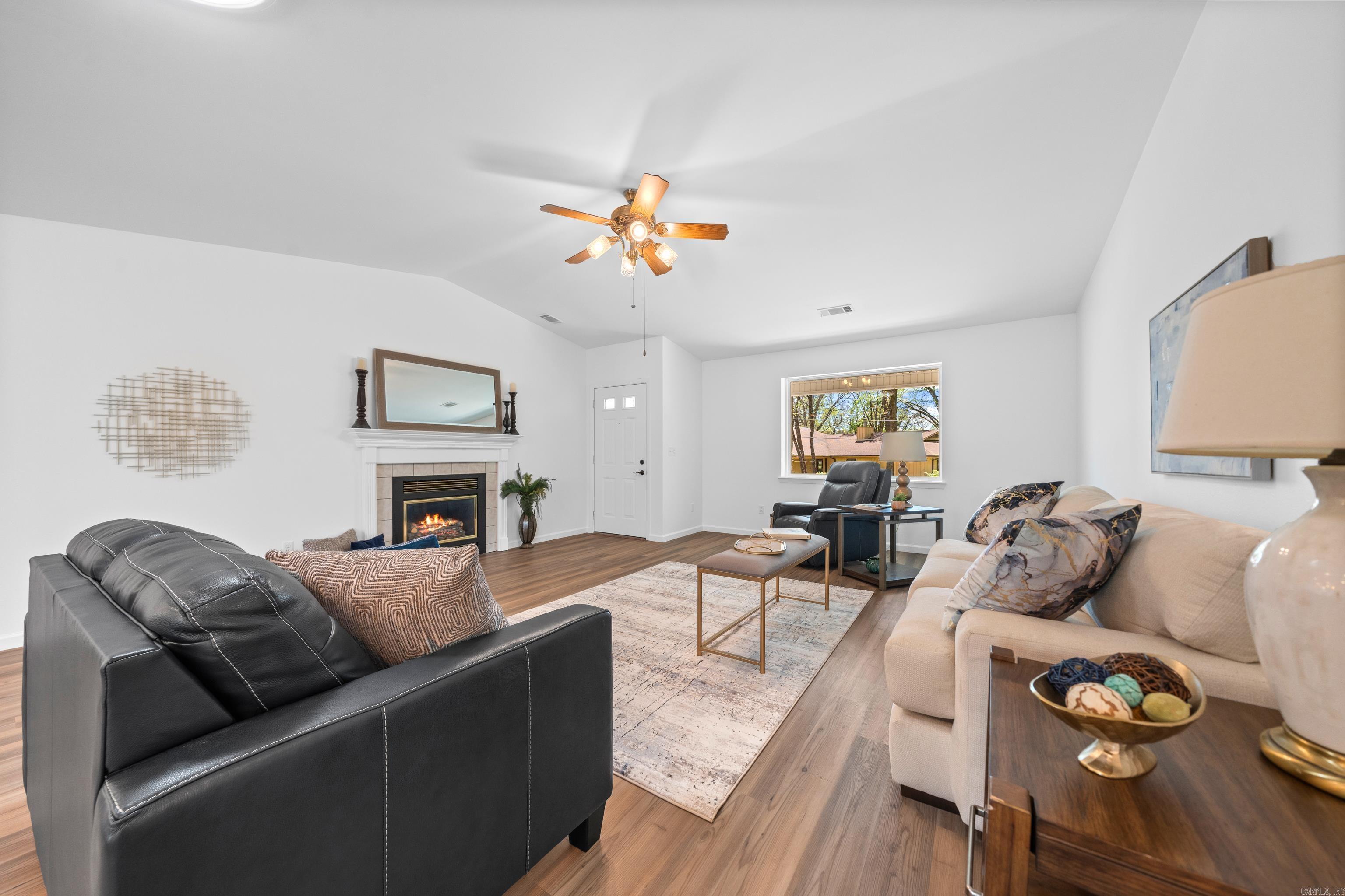 CLEVELAND SHORES - Residential