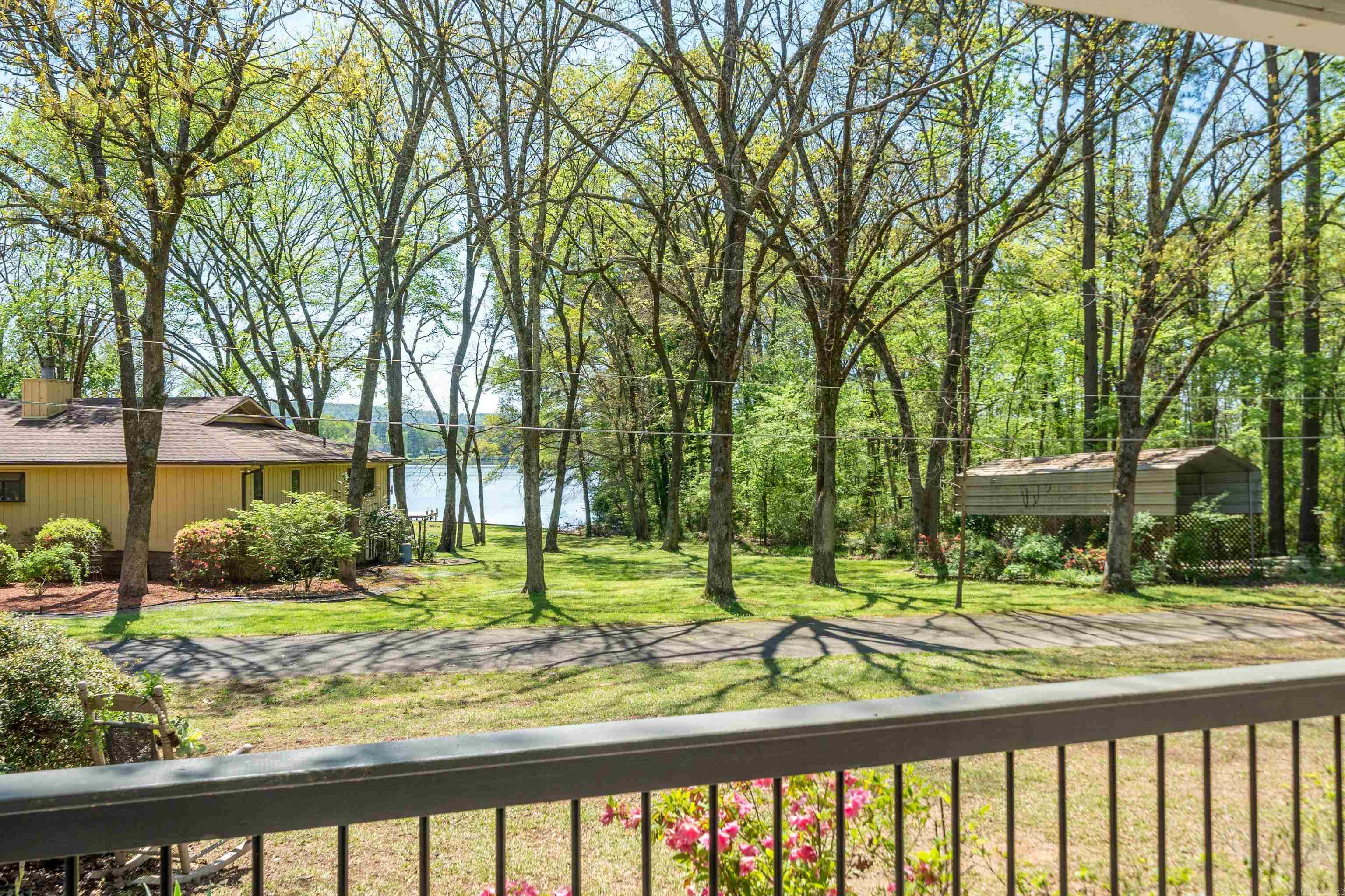CLEVELAND SHORES - Residential