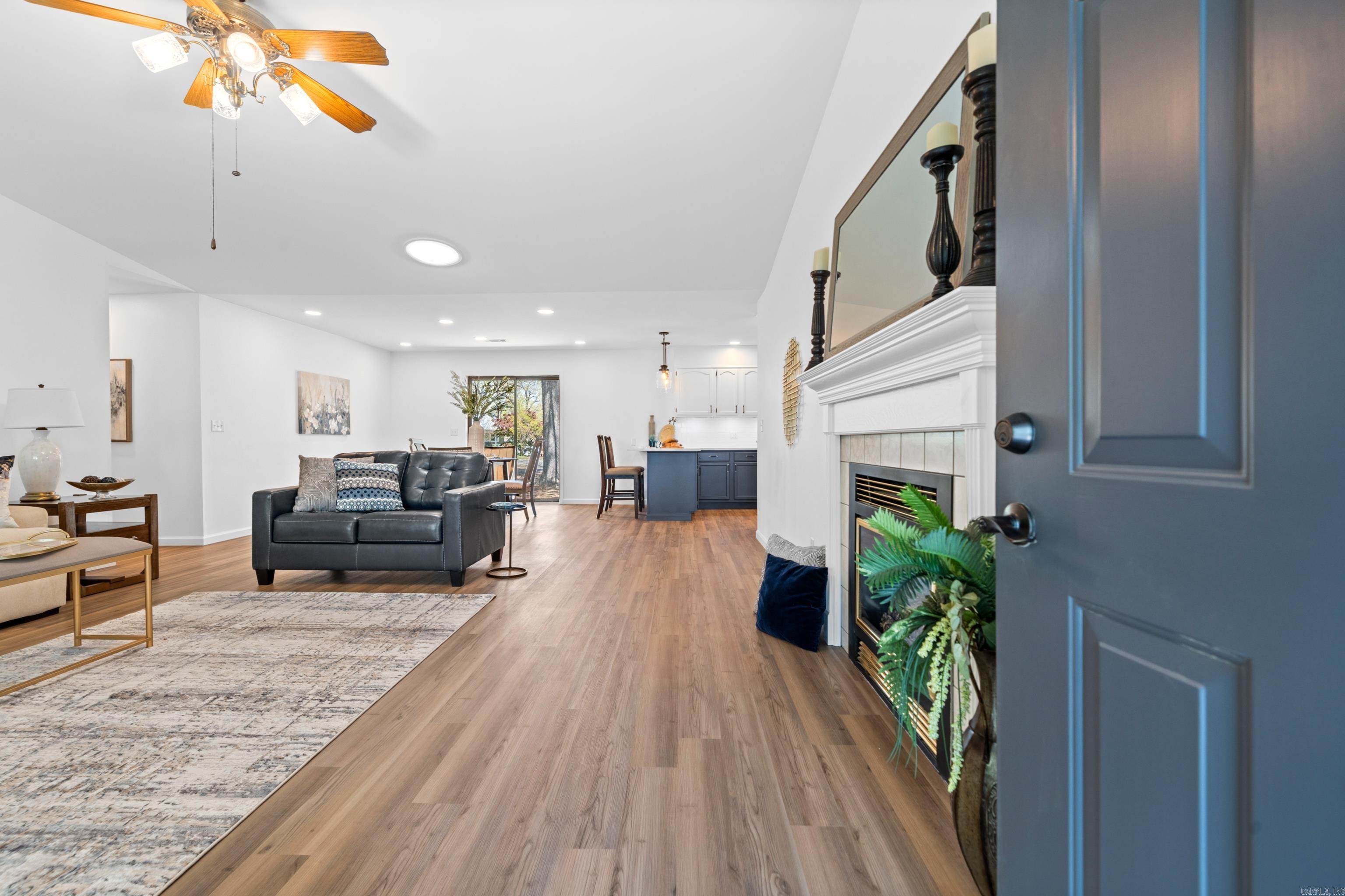 CLEVELAND SHORES - Residential