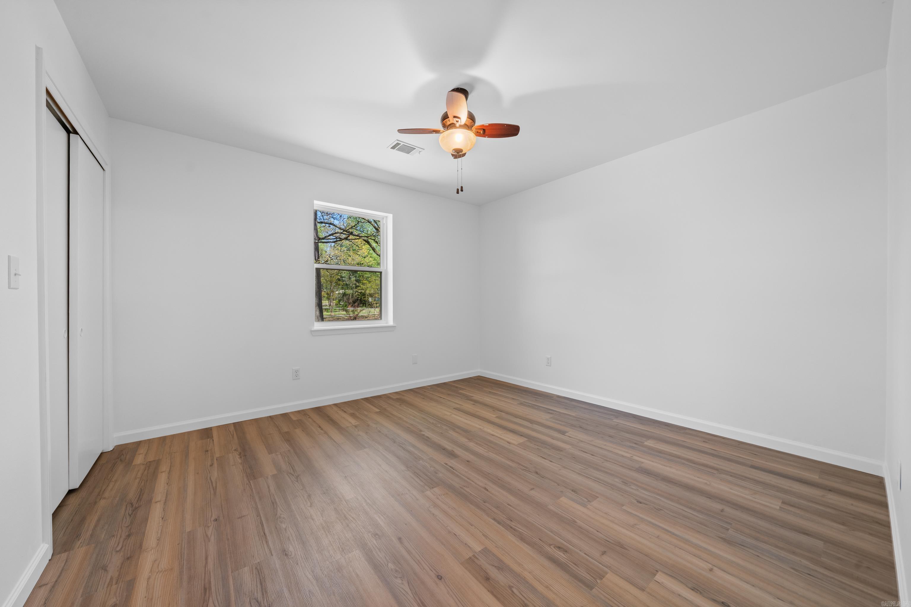 CLEVELAND SHORES - Residential