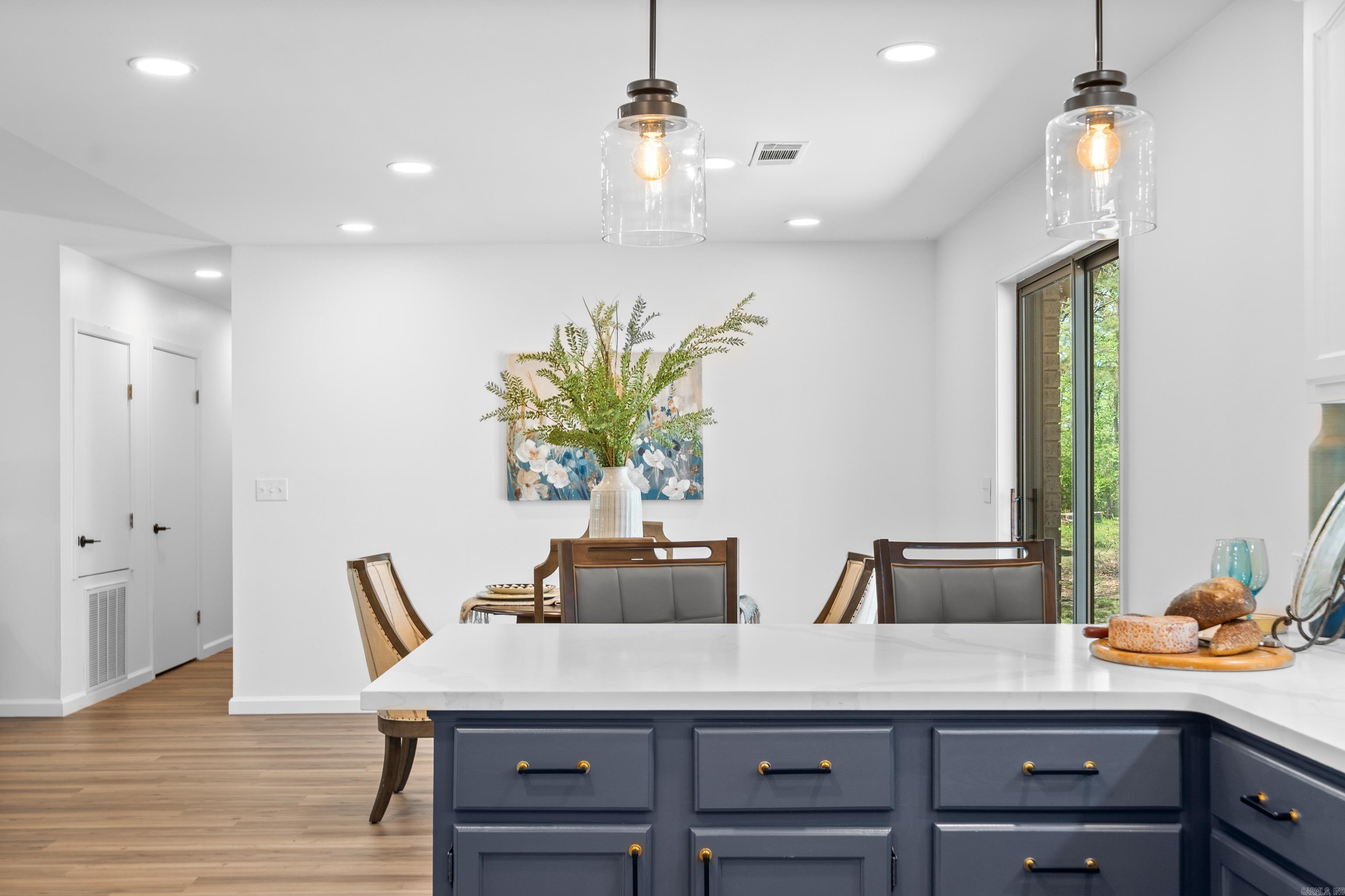 CLEVELAND SHORES - Residential