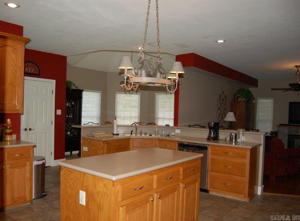 LONGHILLS VILLAGE - Residential