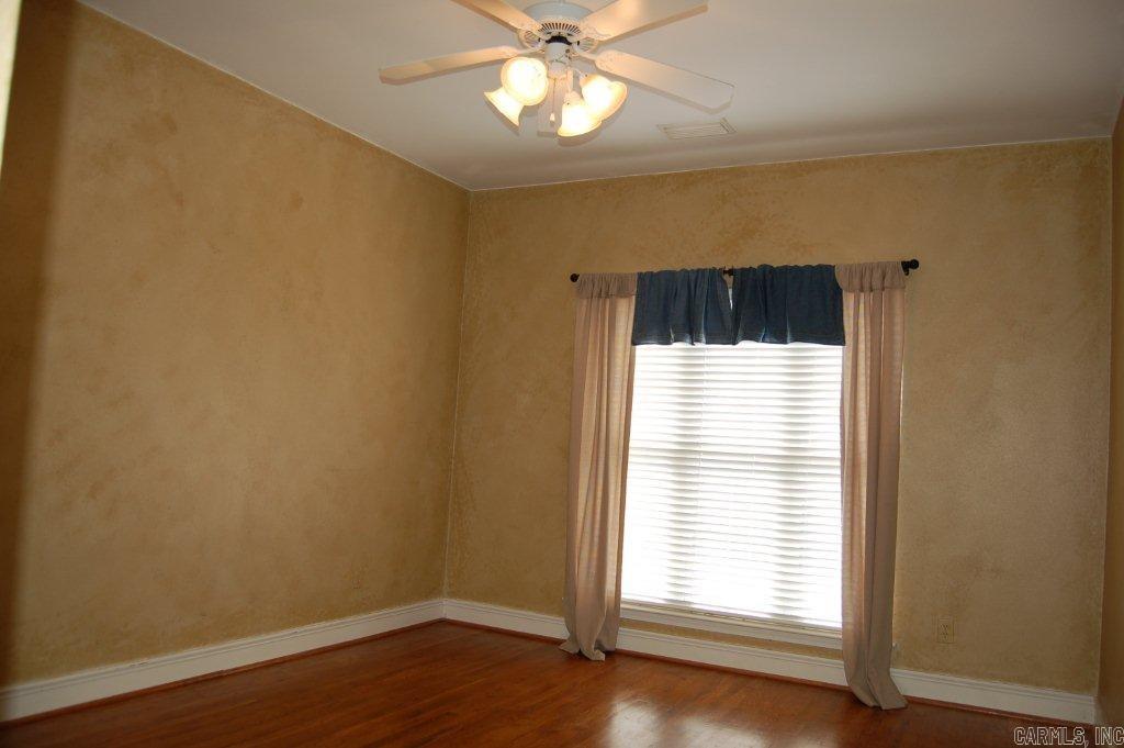 LONGHILLS VILLAGE - Residential