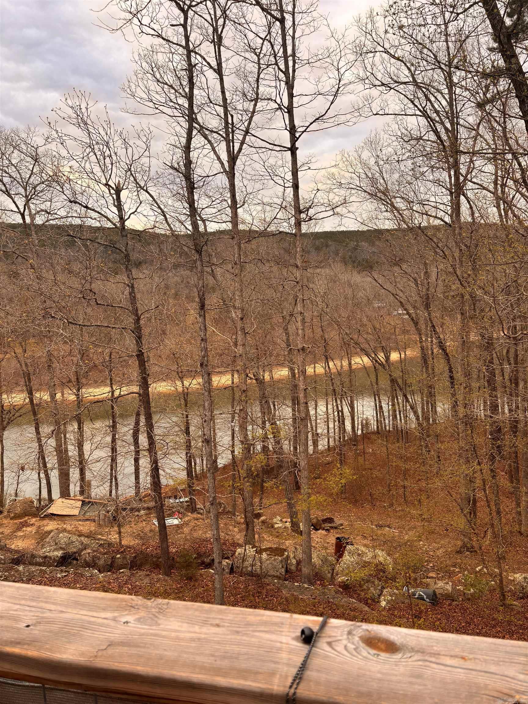 TOMAHAWK VILLAGE - Residential