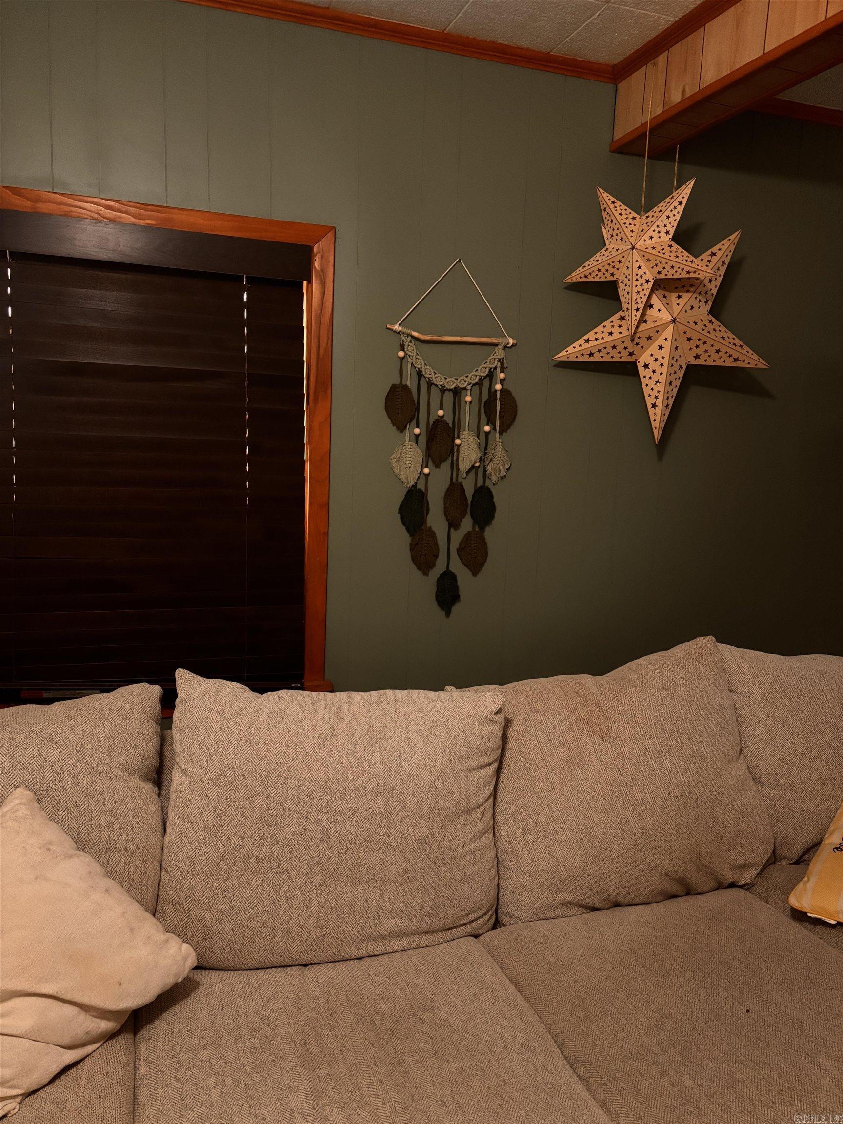 TOMAHAWK VILLAGE - Residential