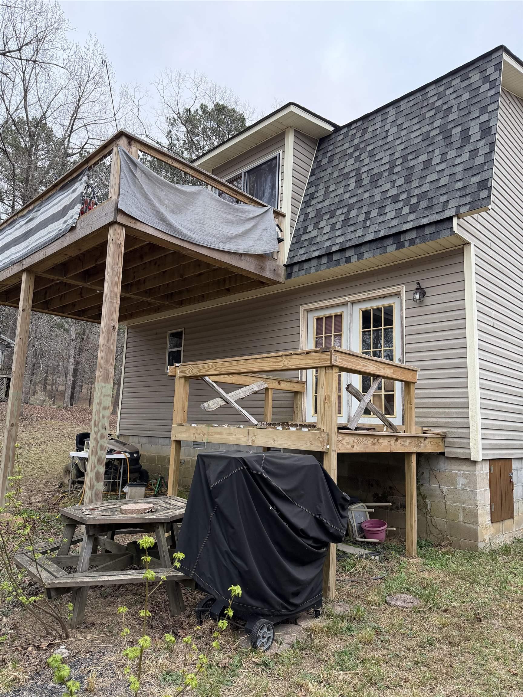 TOMAHAWK VILLAGE - Residential