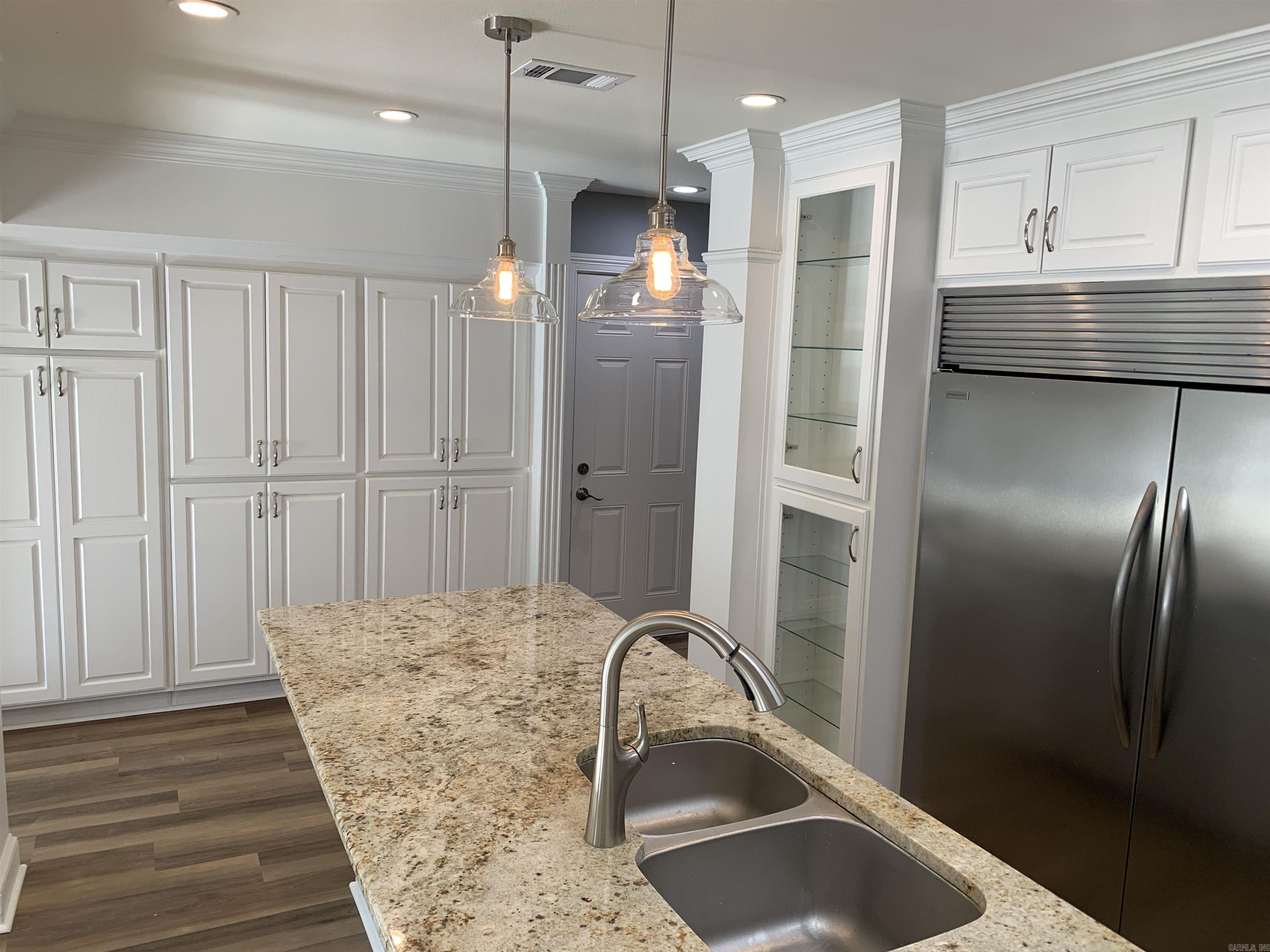 WALNUT VALLEY - Residential