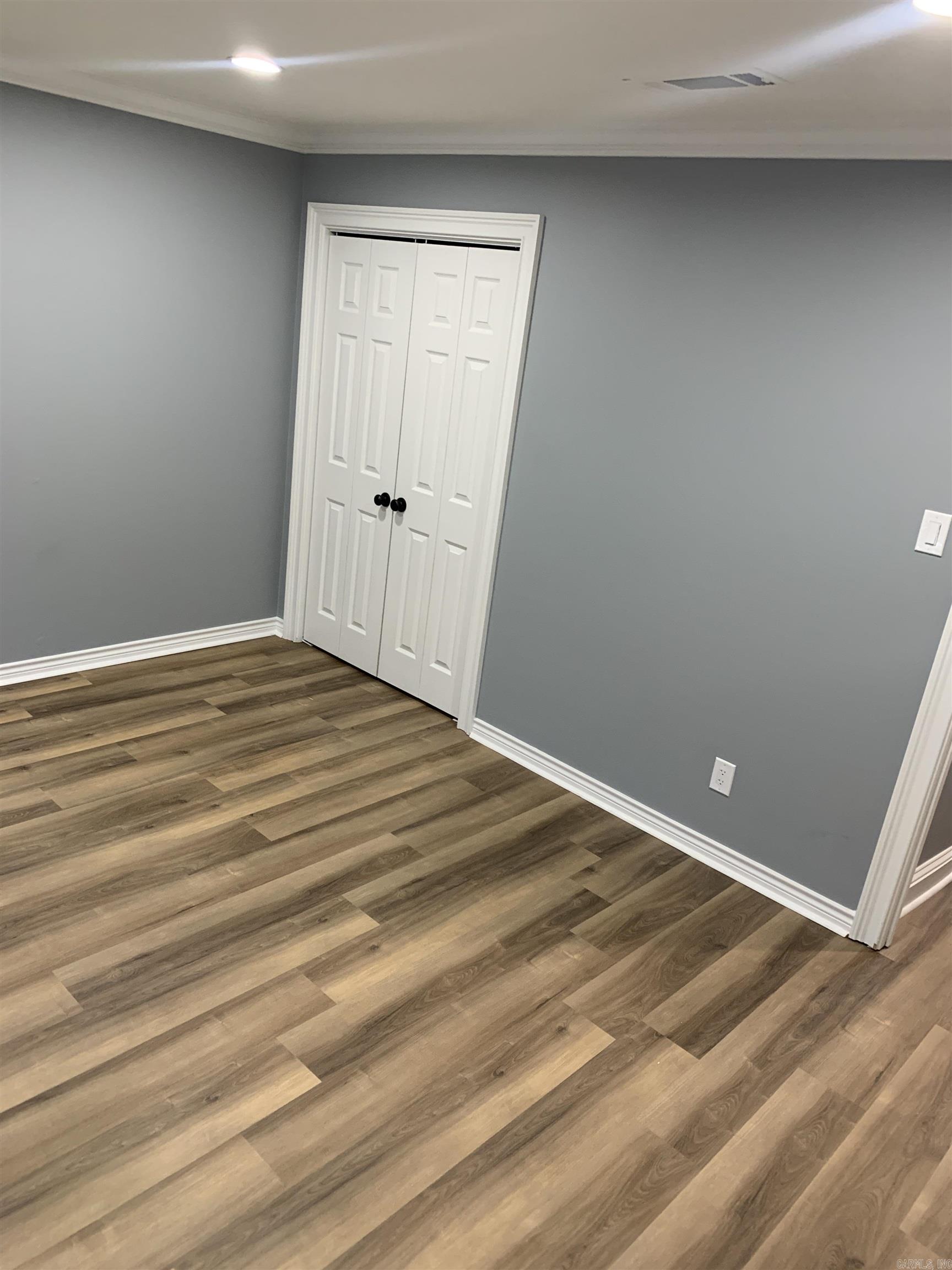 WALNUT VALLEY - Residential