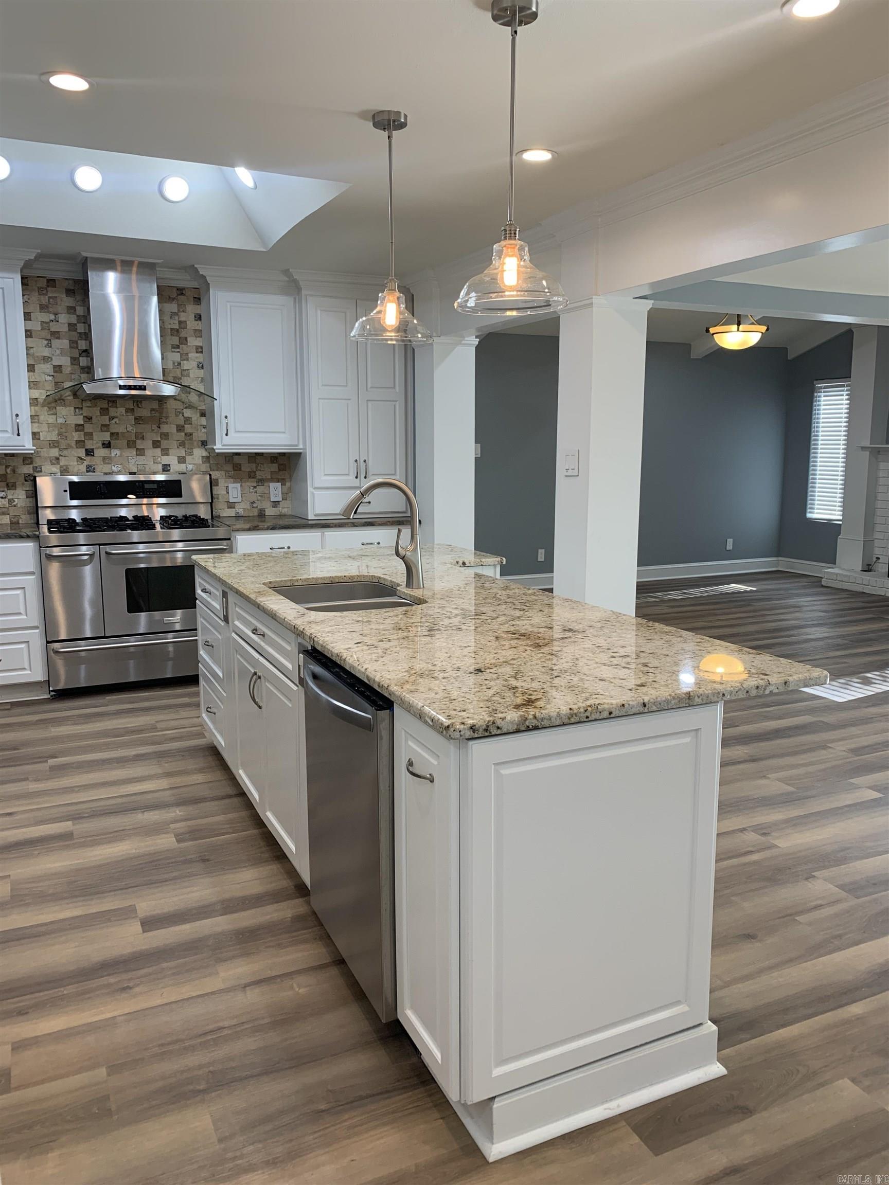 WALNUT VALLEY - Residential