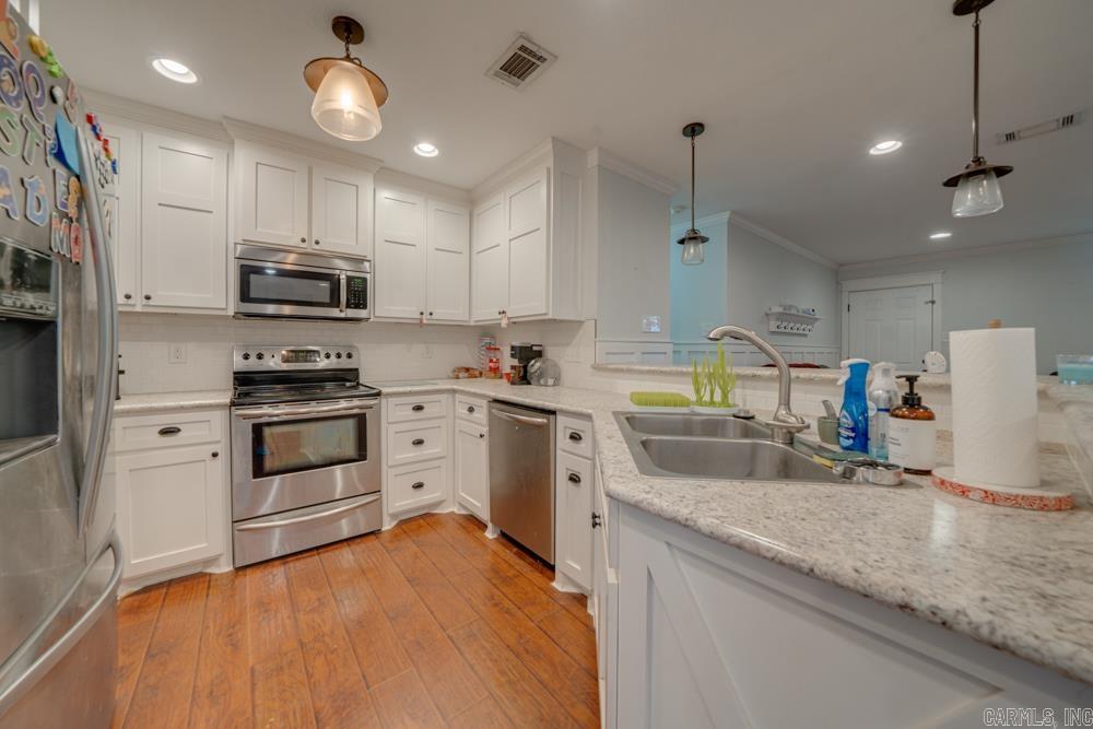 SIMMONS PLACE - Residential