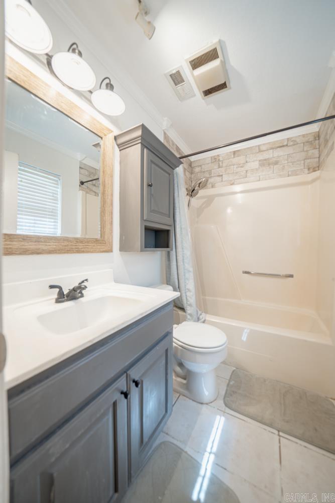 SIMMONS PLACE - Residential