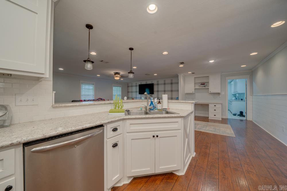 SIMMONS PLACE - Residential