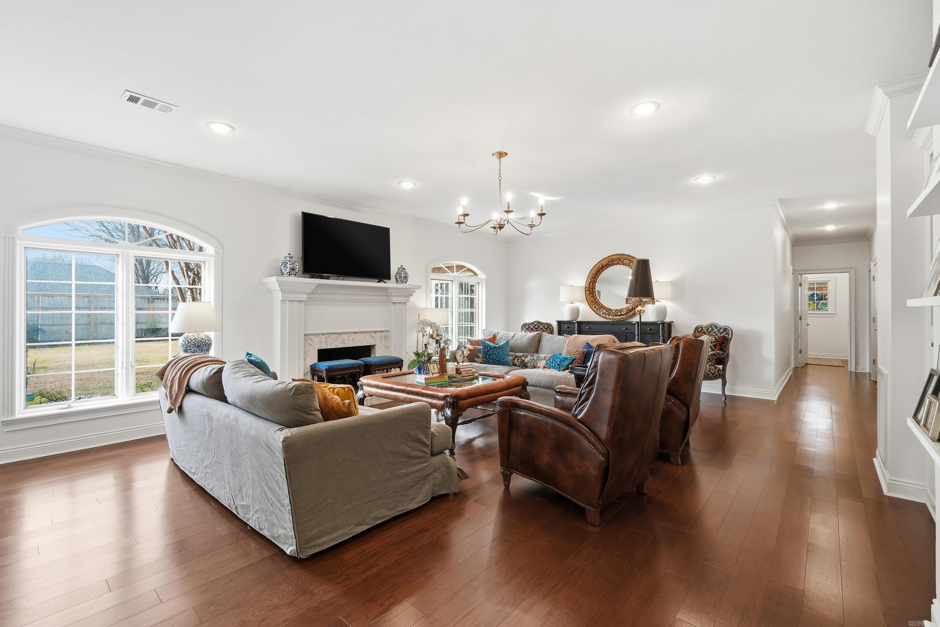 Royal Oaks - Residential