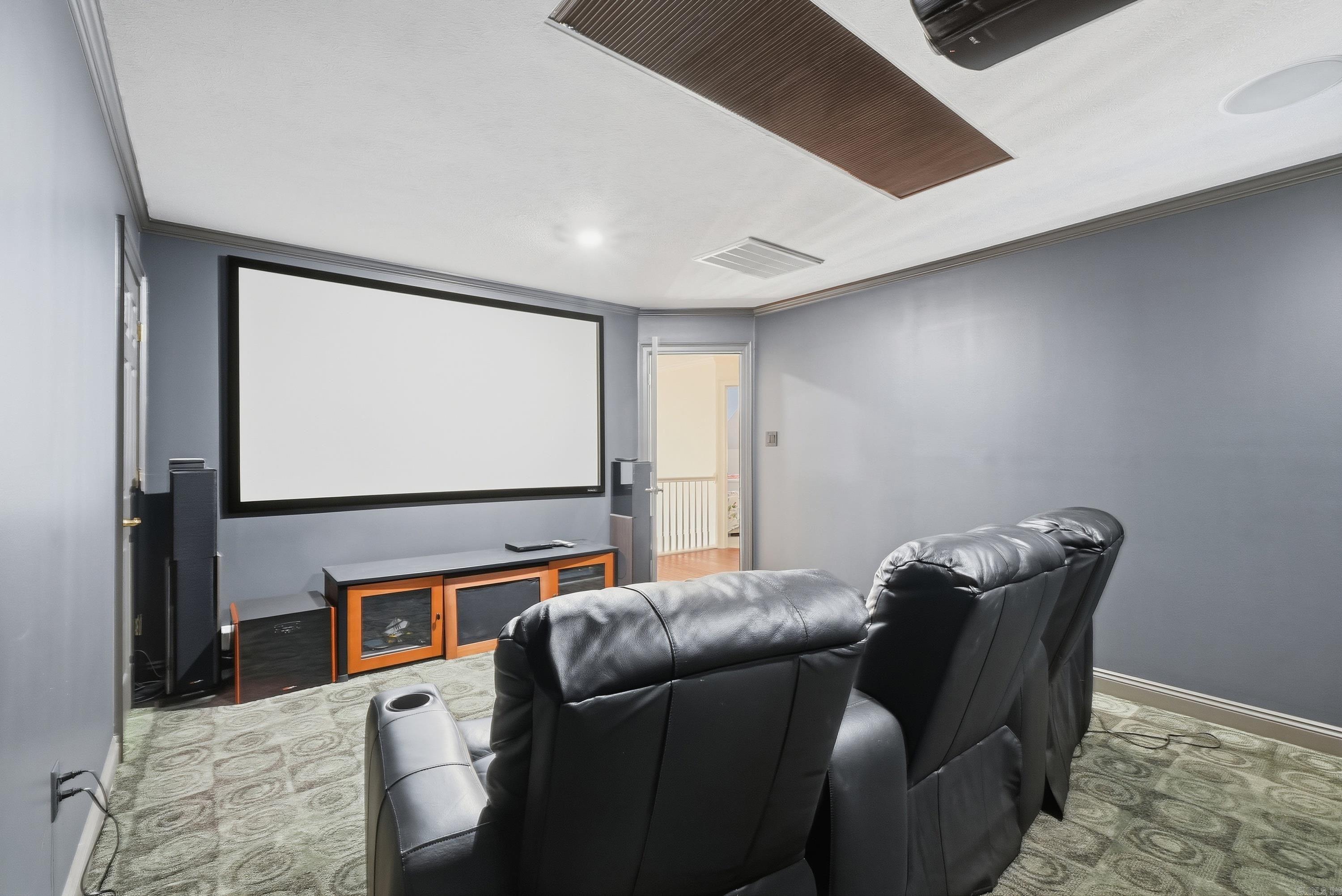 Royal Oaks - Residential