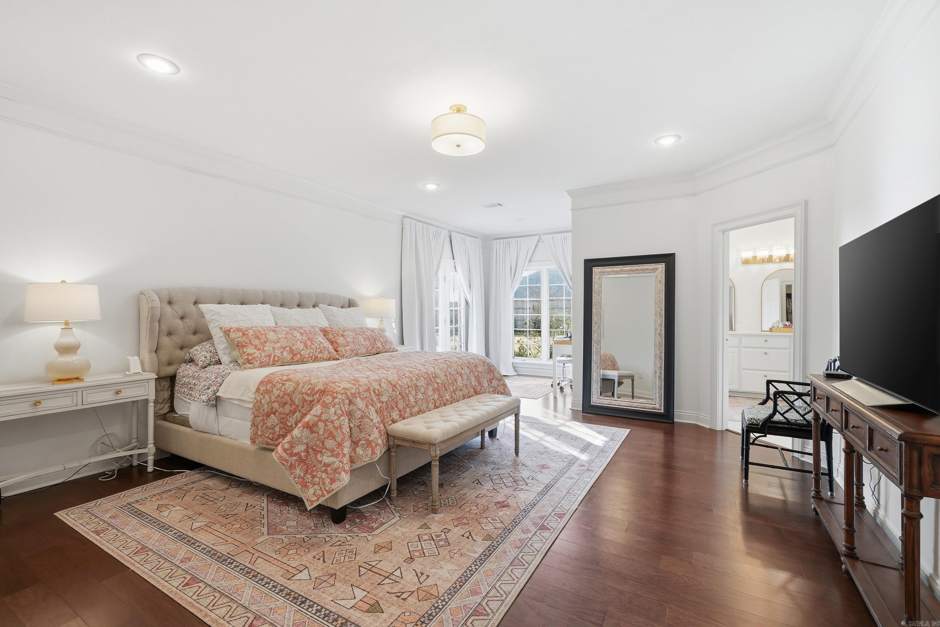 Royal Oaks - Residential