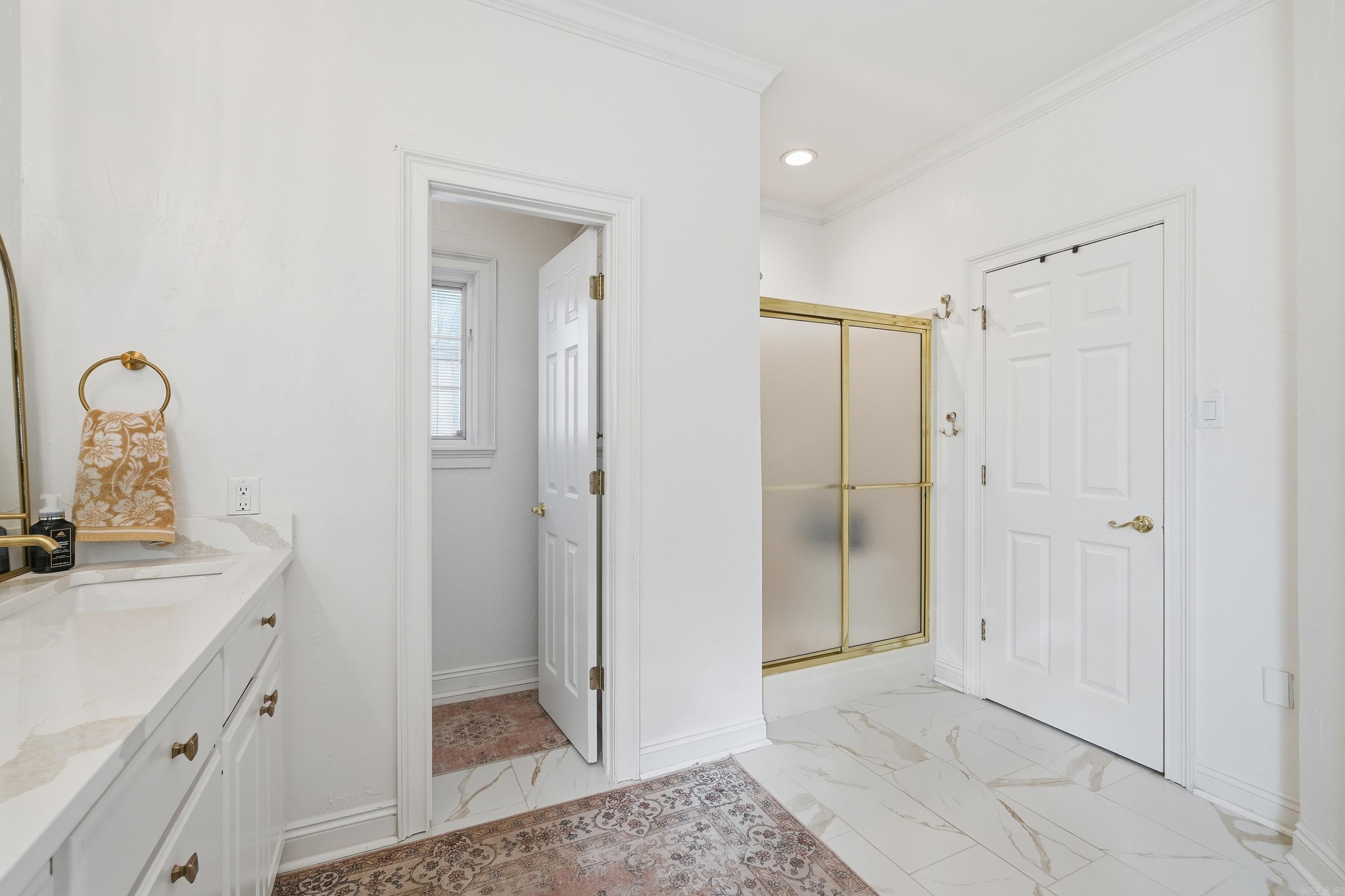 Royal Oaks - Residential