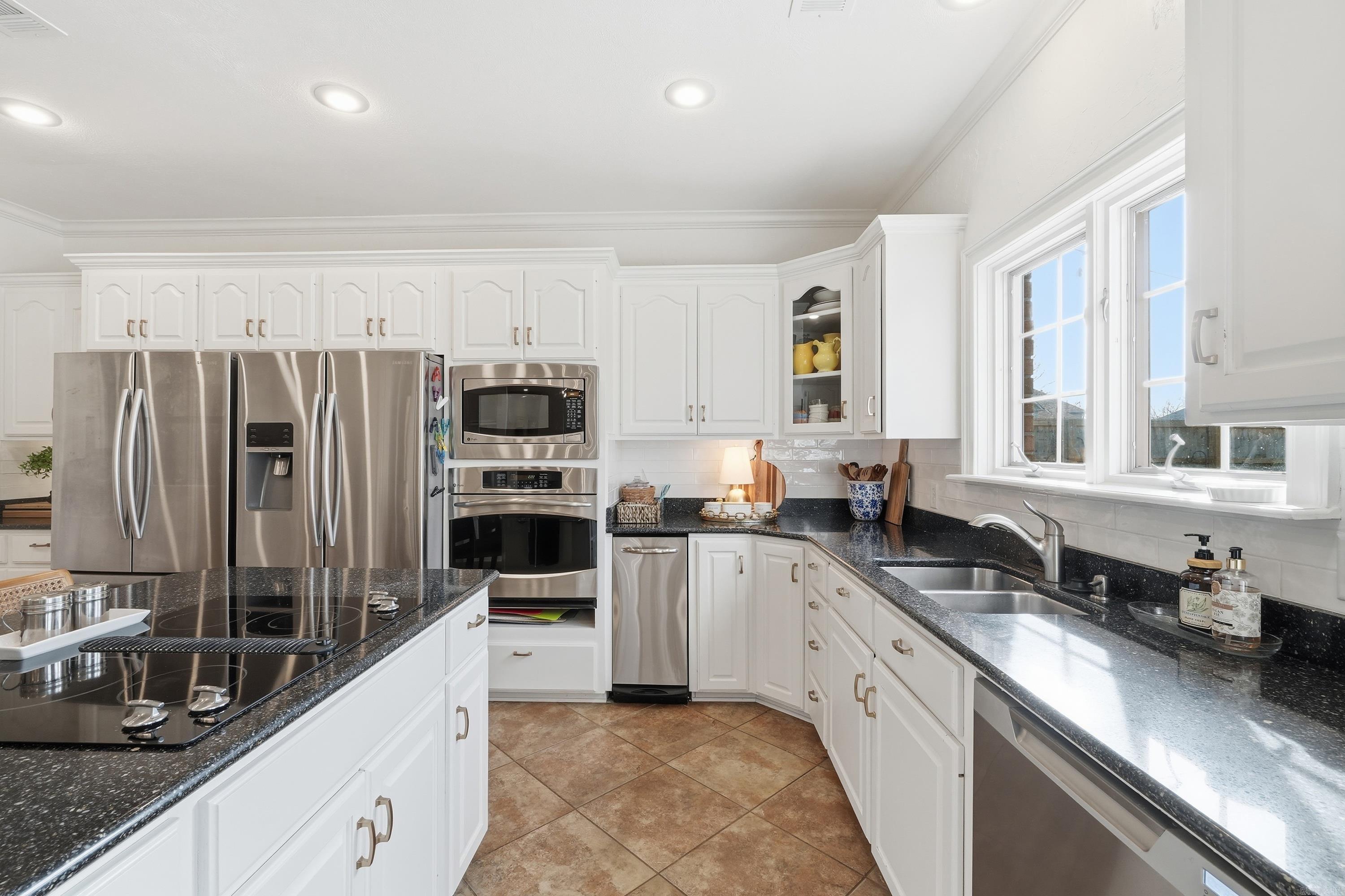 Royal Oaks - Residential