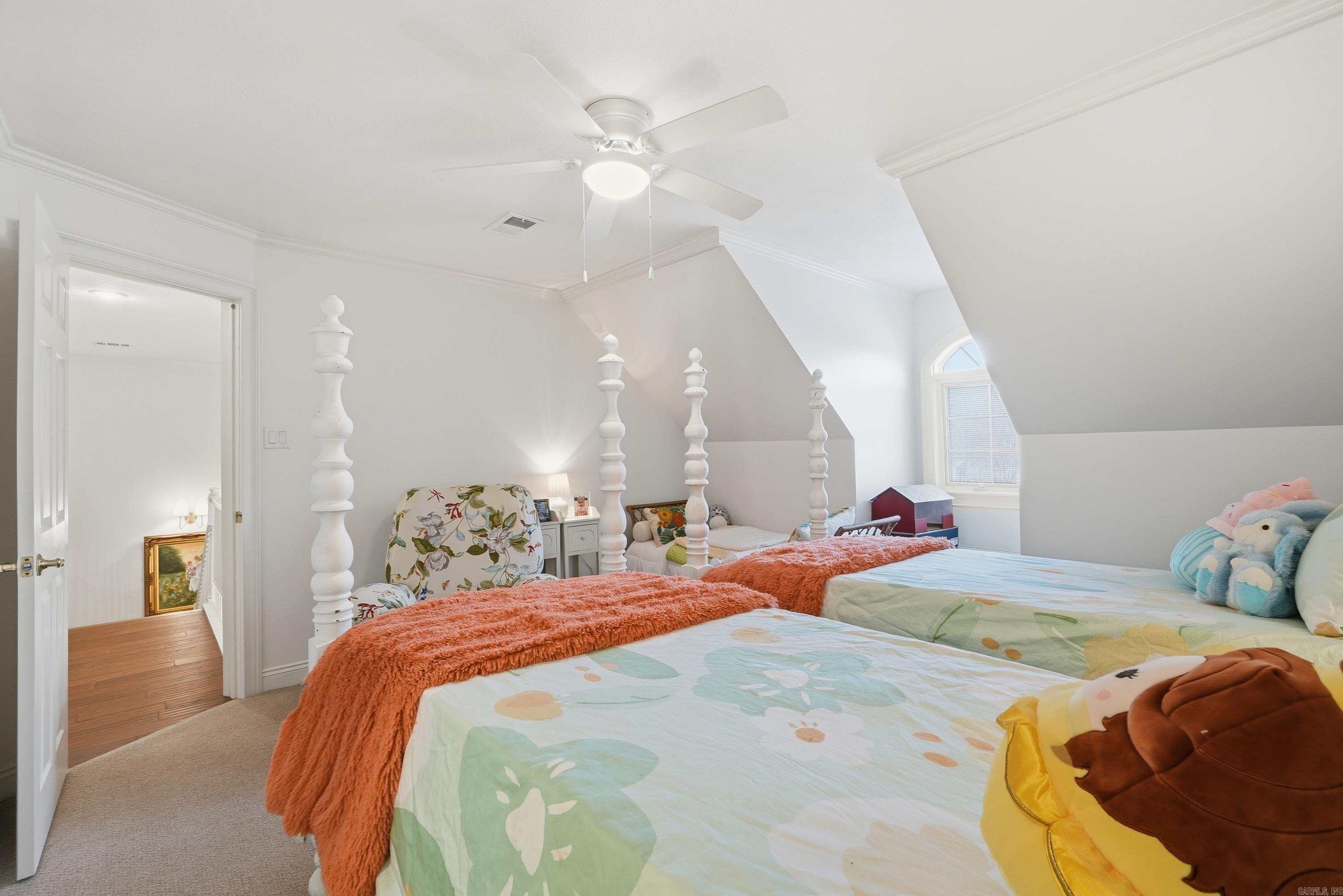 Royal Oaks - Residential