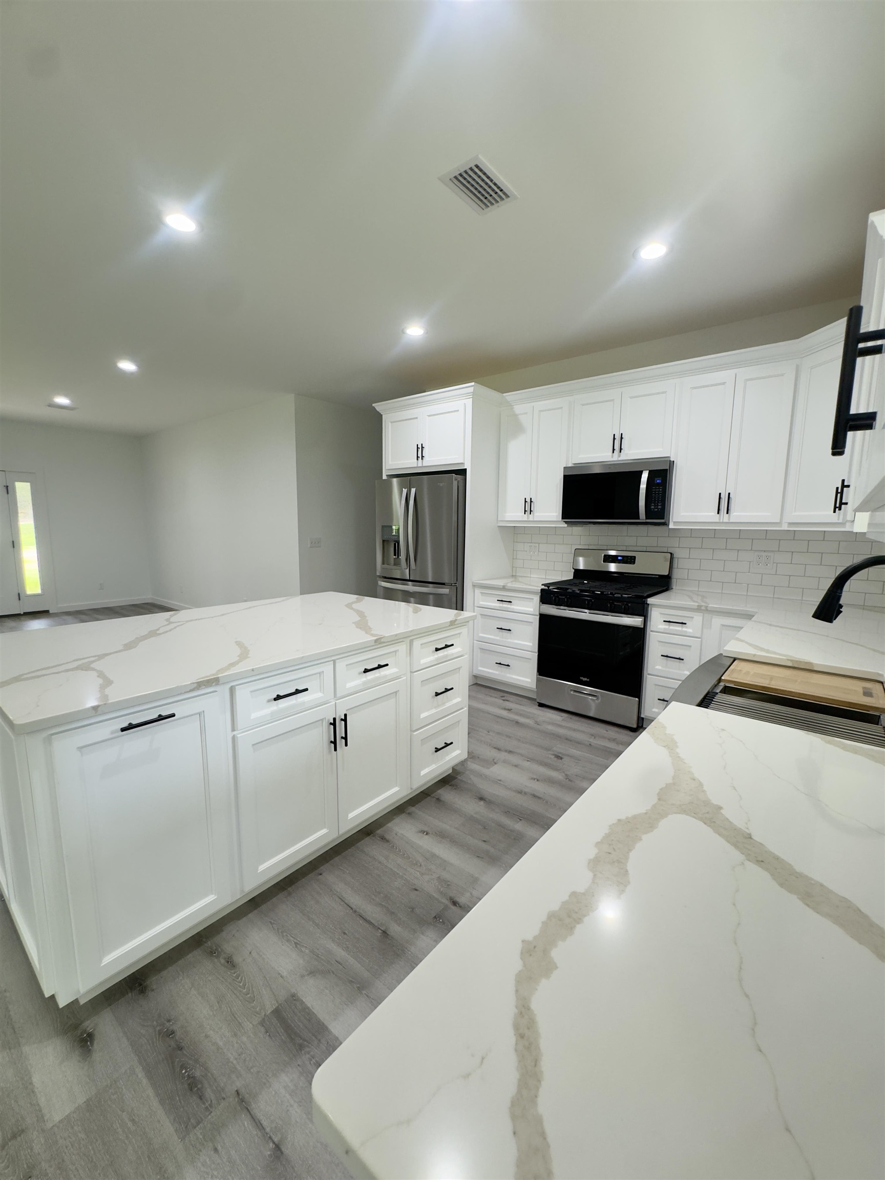 CHINQUAPIN RIDGE ESTS SUB - Residential