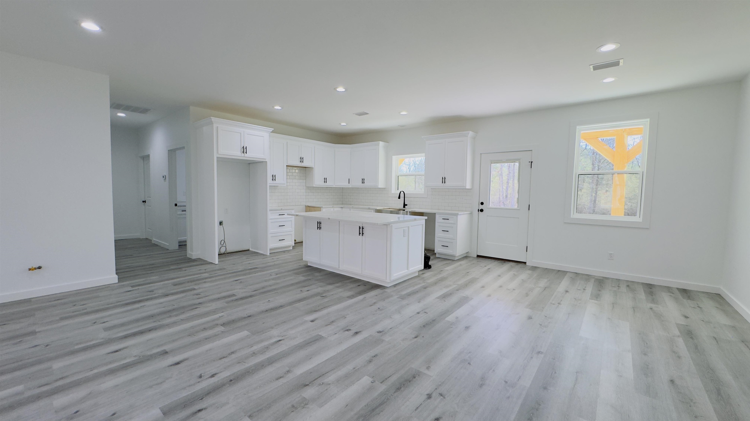 CHINQUAPIN RIDGE ESTS SUB - Residential