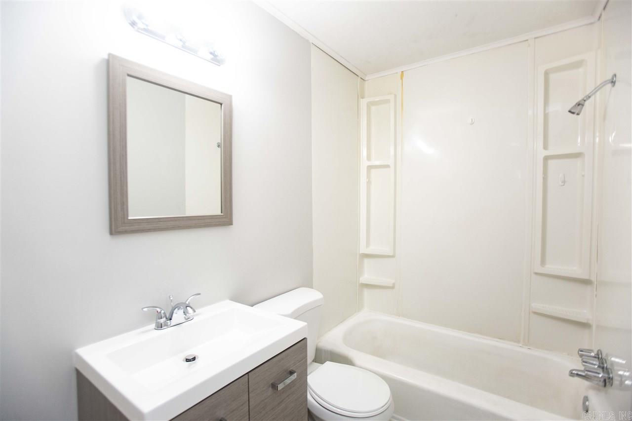 Rose City - Residential Lease