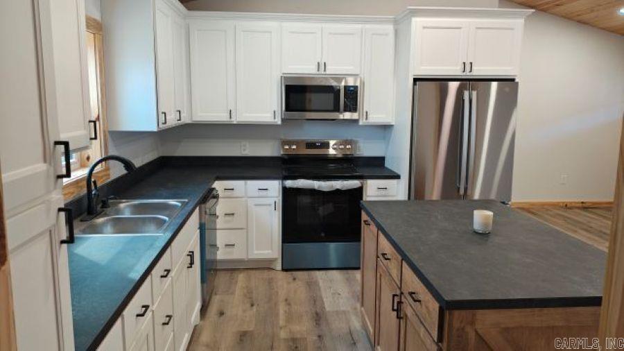 WHITEWATER ESTATES - Residential